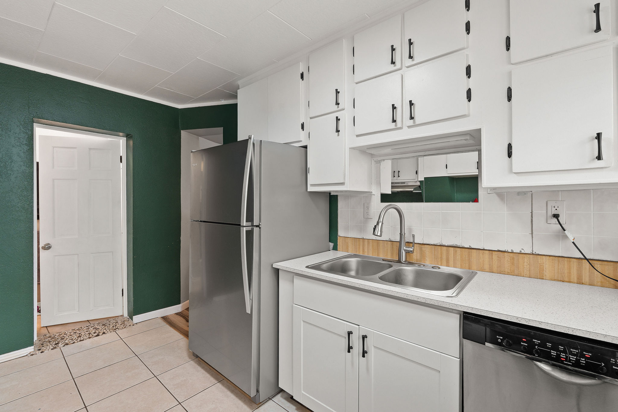 339 8th Avenue W Property Photo 13