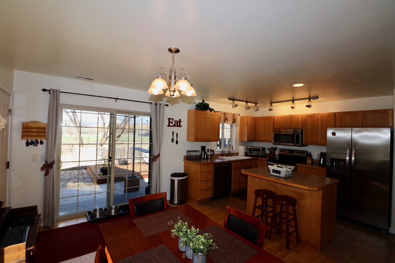 1230 7th Avenue W Property Photo 41