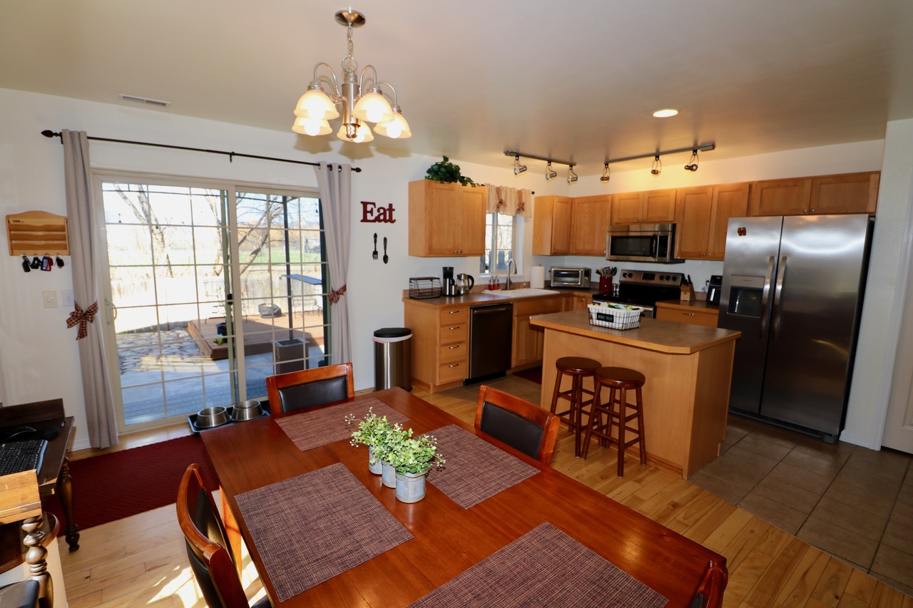 1230 7th Avenue W Property Photo 42