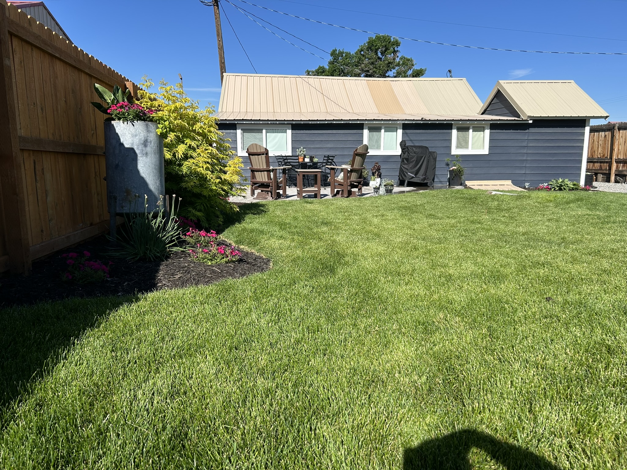 106 1/2 E Hamilton Street Property Photo 38