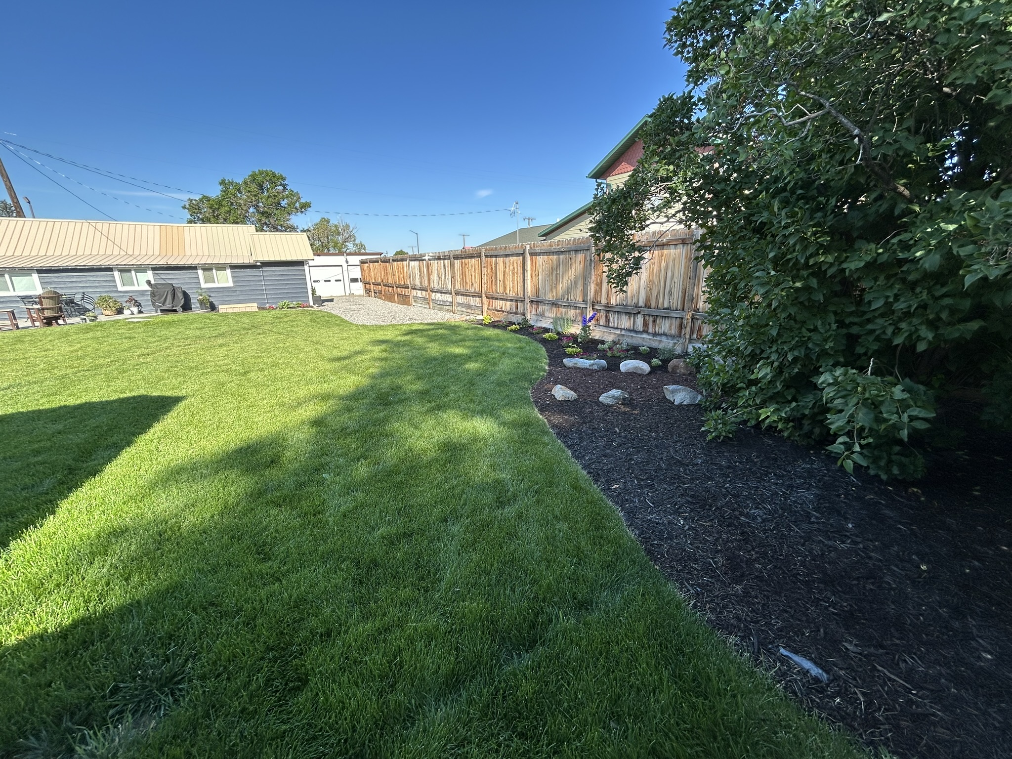 106 1/2 E Hamilton Street Property Photo 43