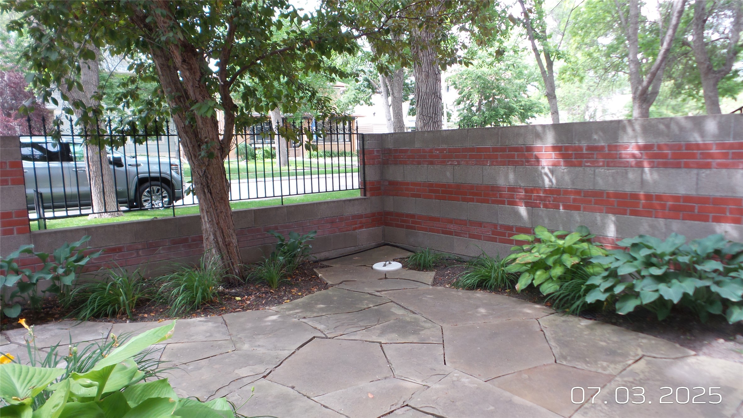 223 3rd Avenue N Property Photo 3