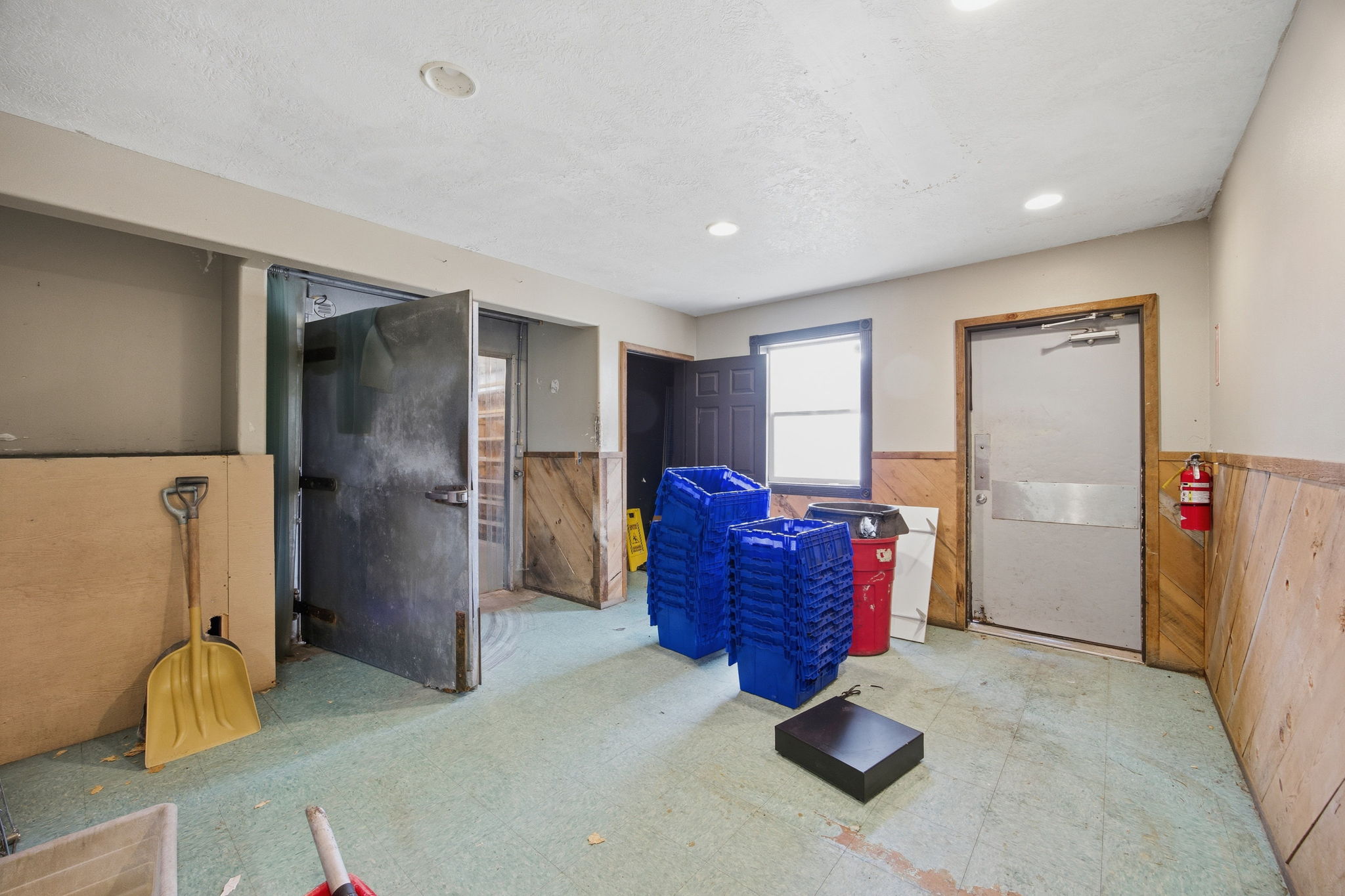 333 Marcus Street Property Photo 19