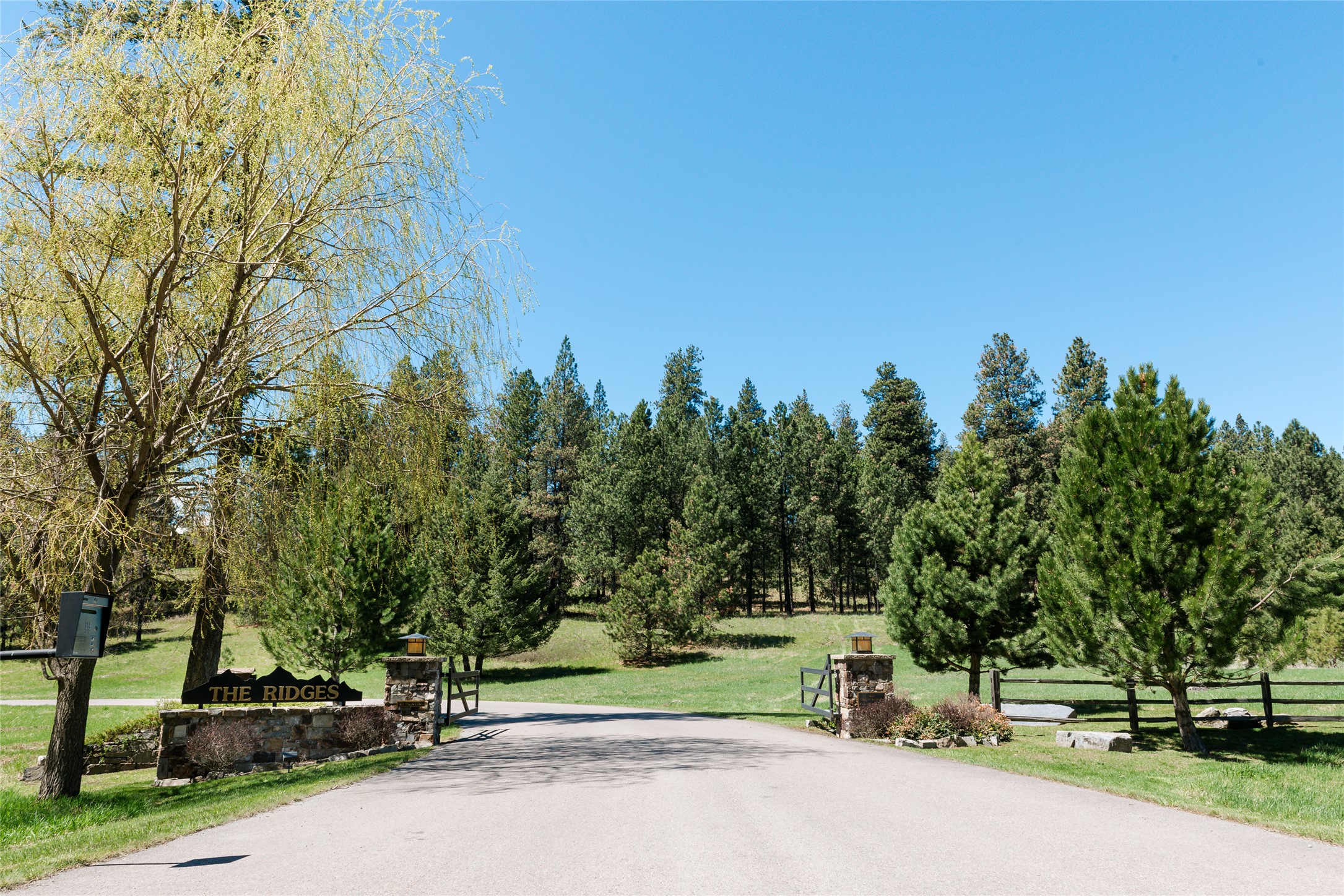 37 Red Tail Ridge Property Photo 1