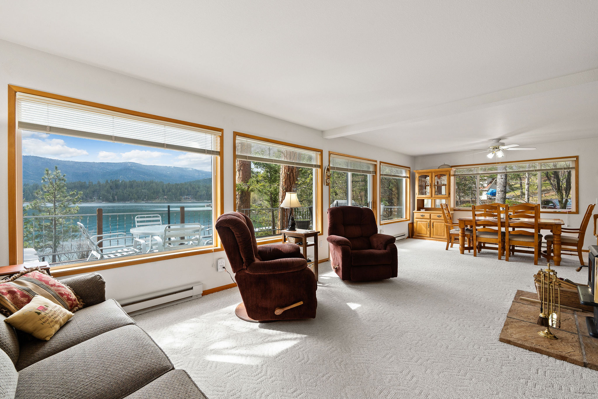 21019 Park Lane Property Photo 6