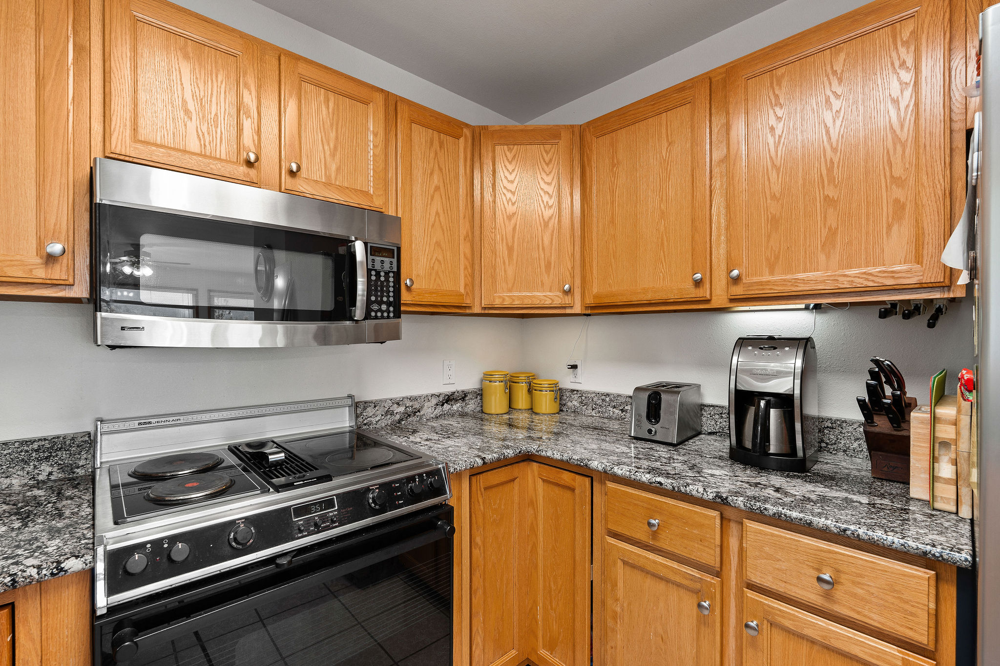 21019 Park Lane Property Photo 11
