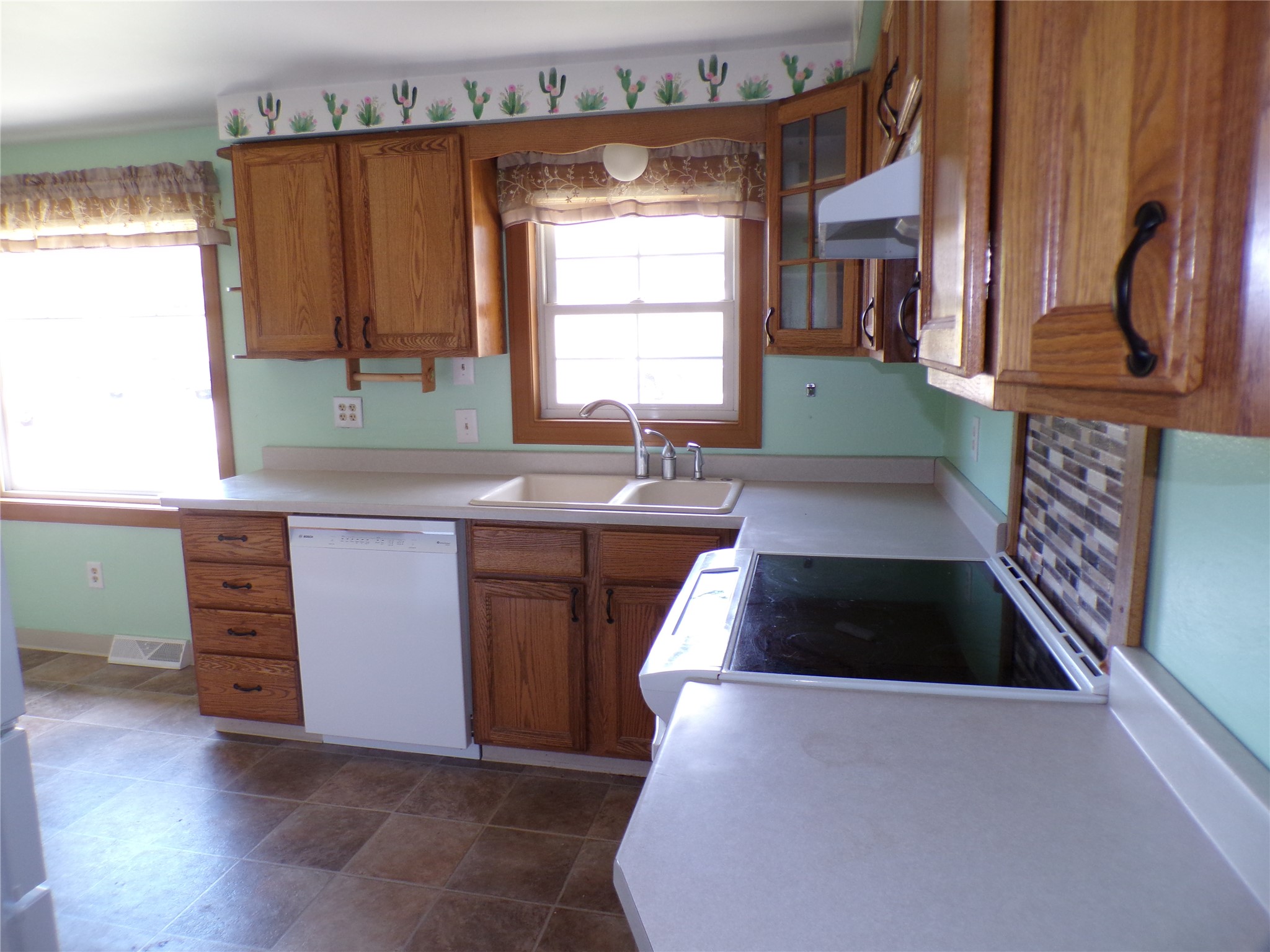 944 Avenue D Nw Property Photo 13
