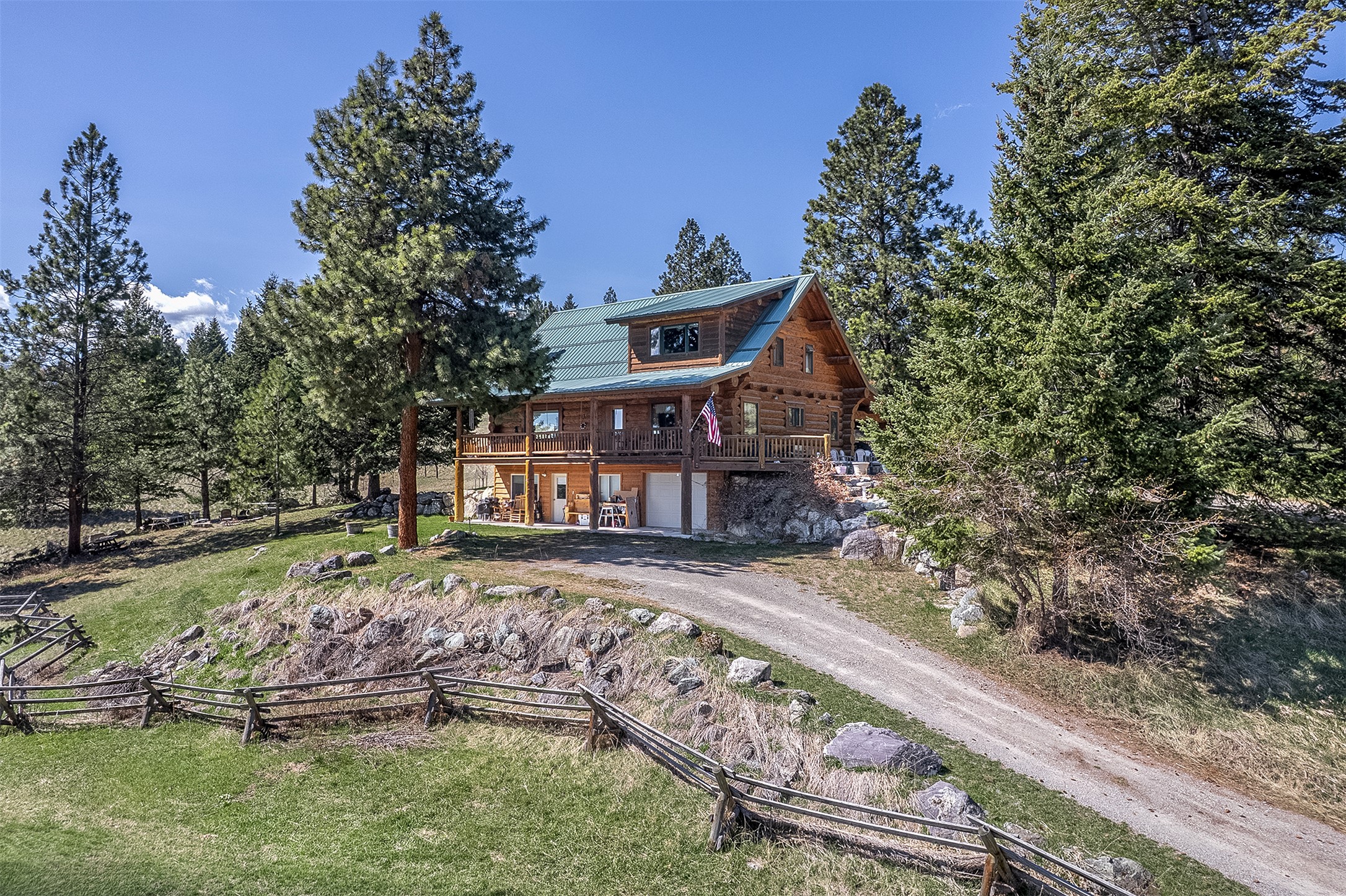 44 First Light Trail Property Photo 4