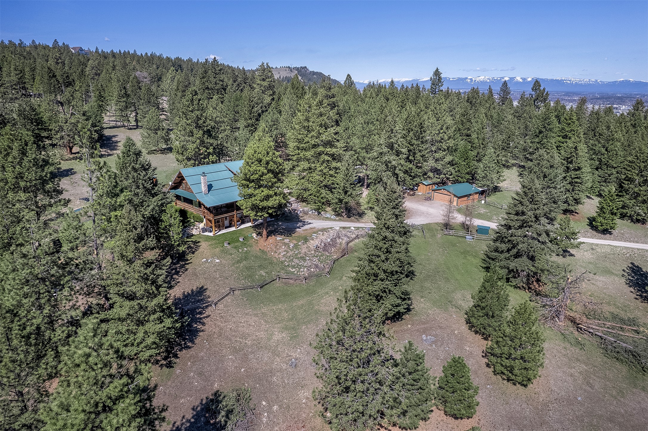 44 First Light Trail Property Photo 5