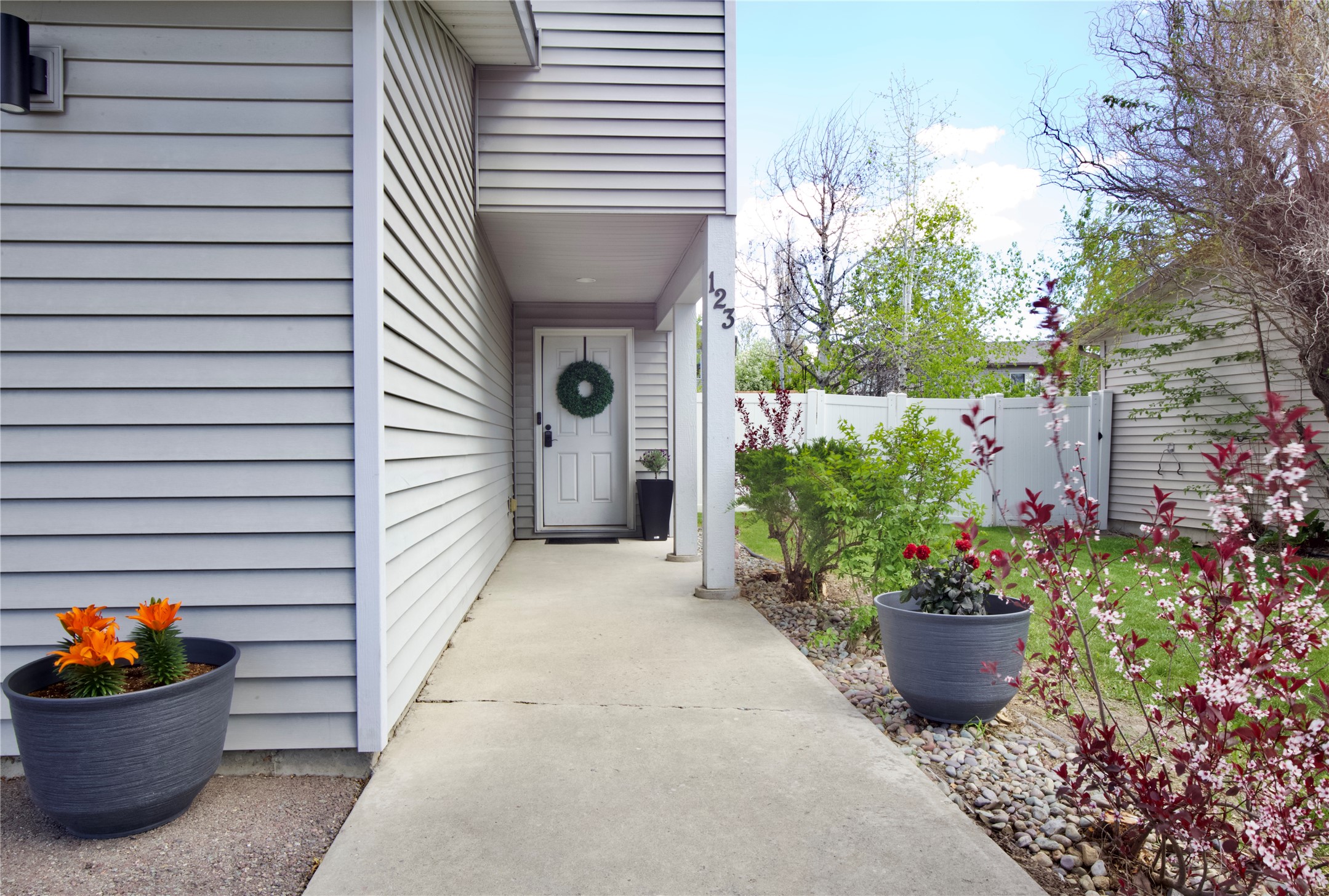 123 Barron Way Property Photo 2