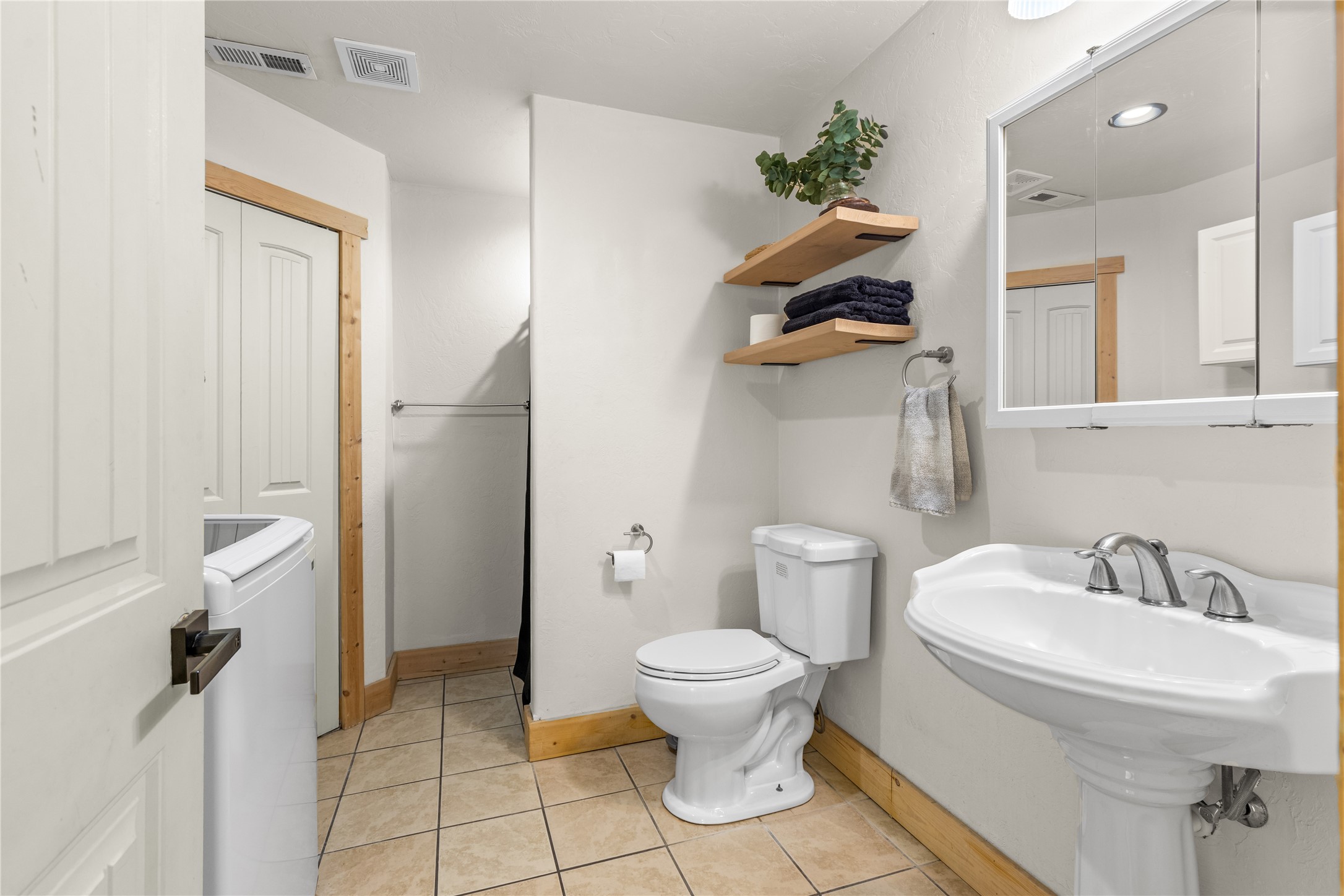 123 Barron Way Property Photo 24