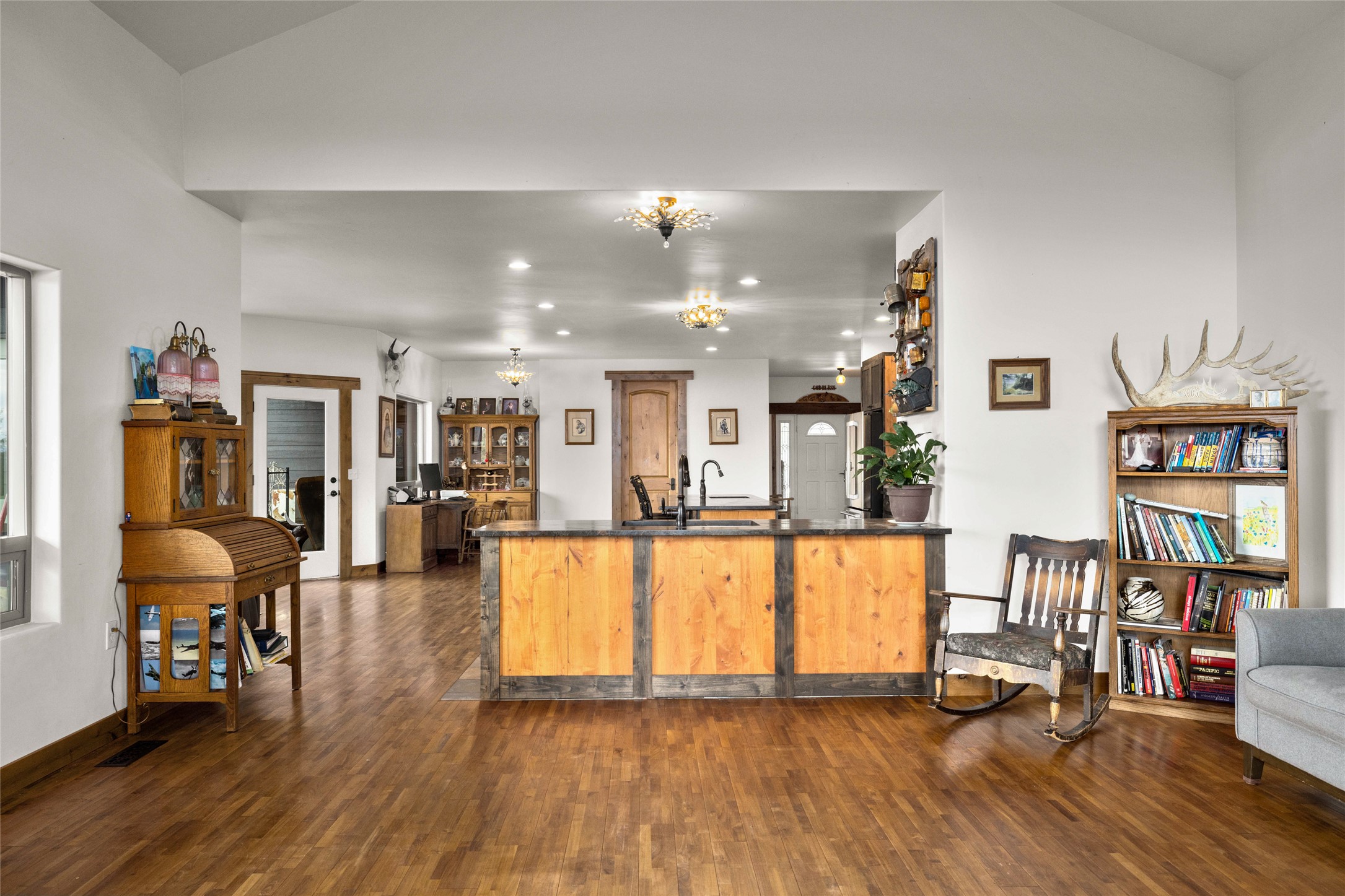 265 S Wakewood Drive Property Photo 42