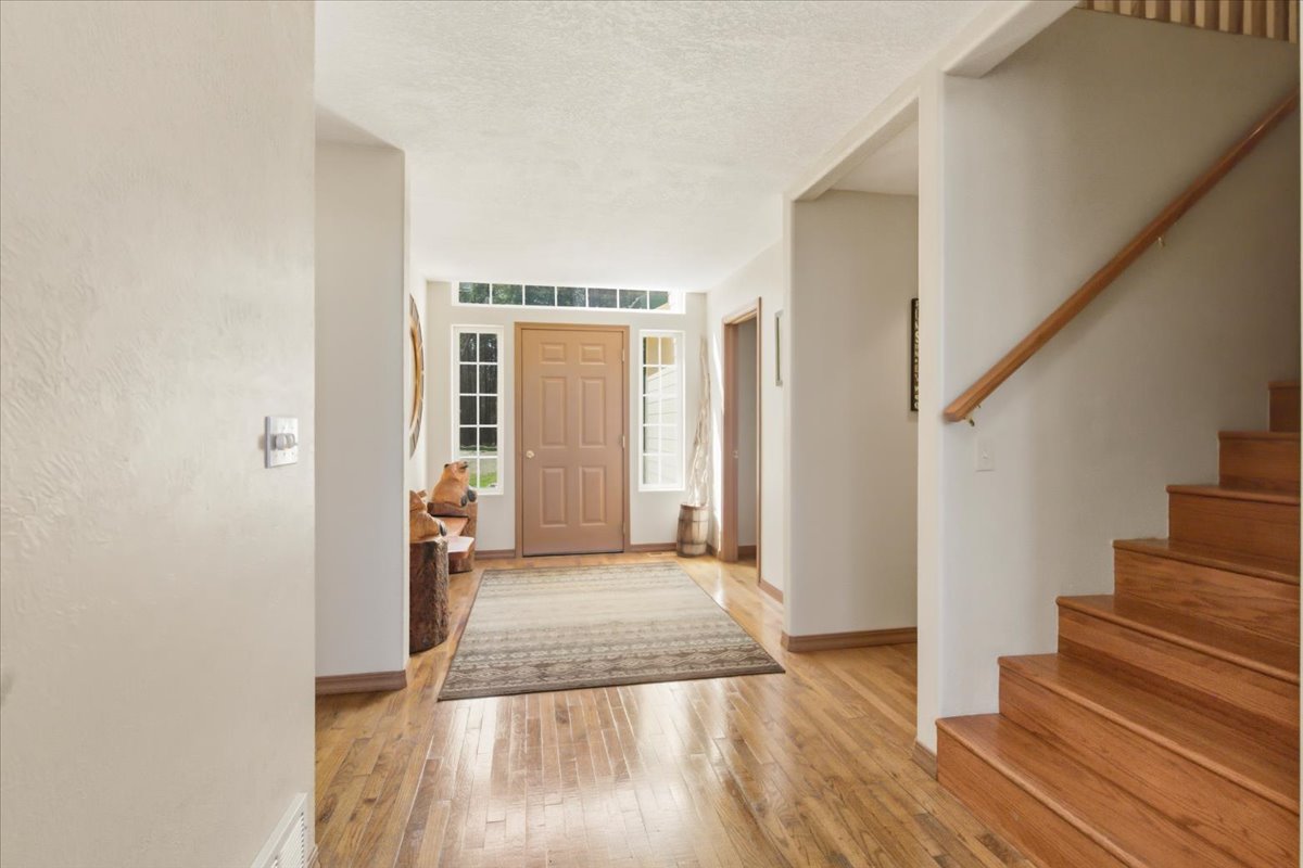 1800 Pomeroy Trail Property Photo 17
