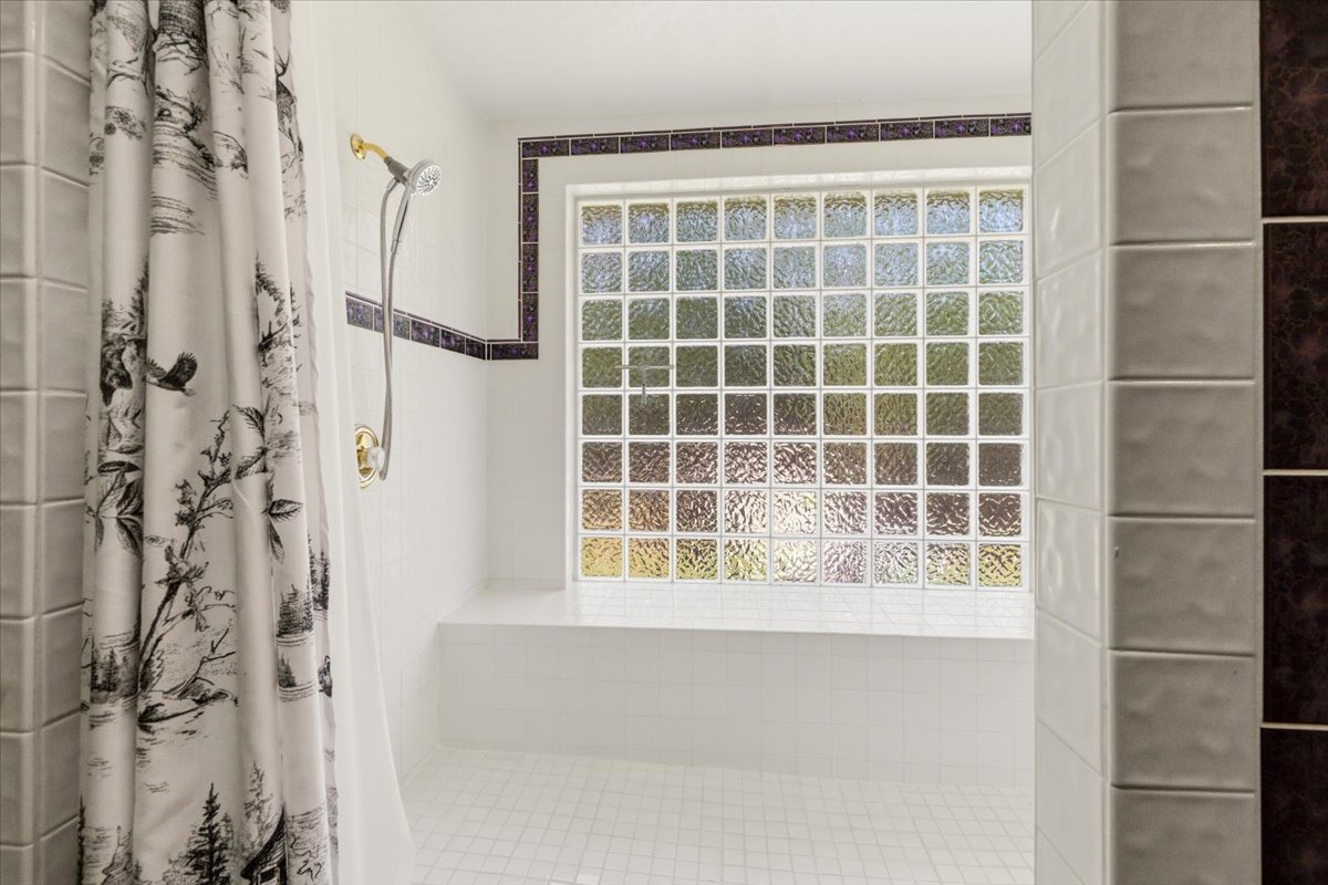 1800 Pomeroy Trail Property Photo 21