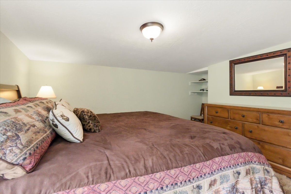 1800 Pomeroy Trail Property Photo 24