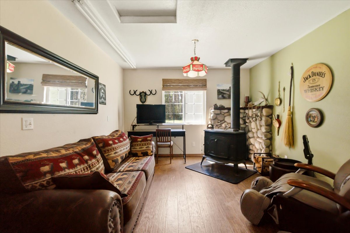 1800 Pomeroy Trail Property Photo 40
