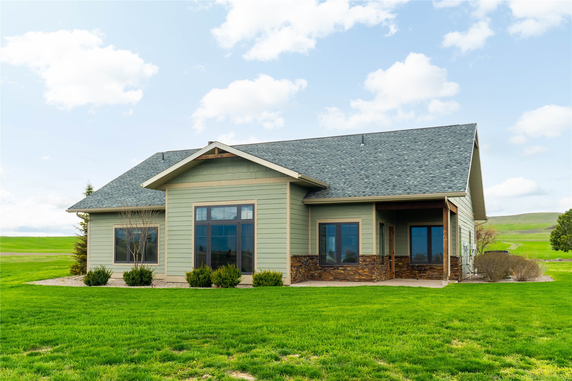 34518 Eagle Crest Drive Property Photo 6
