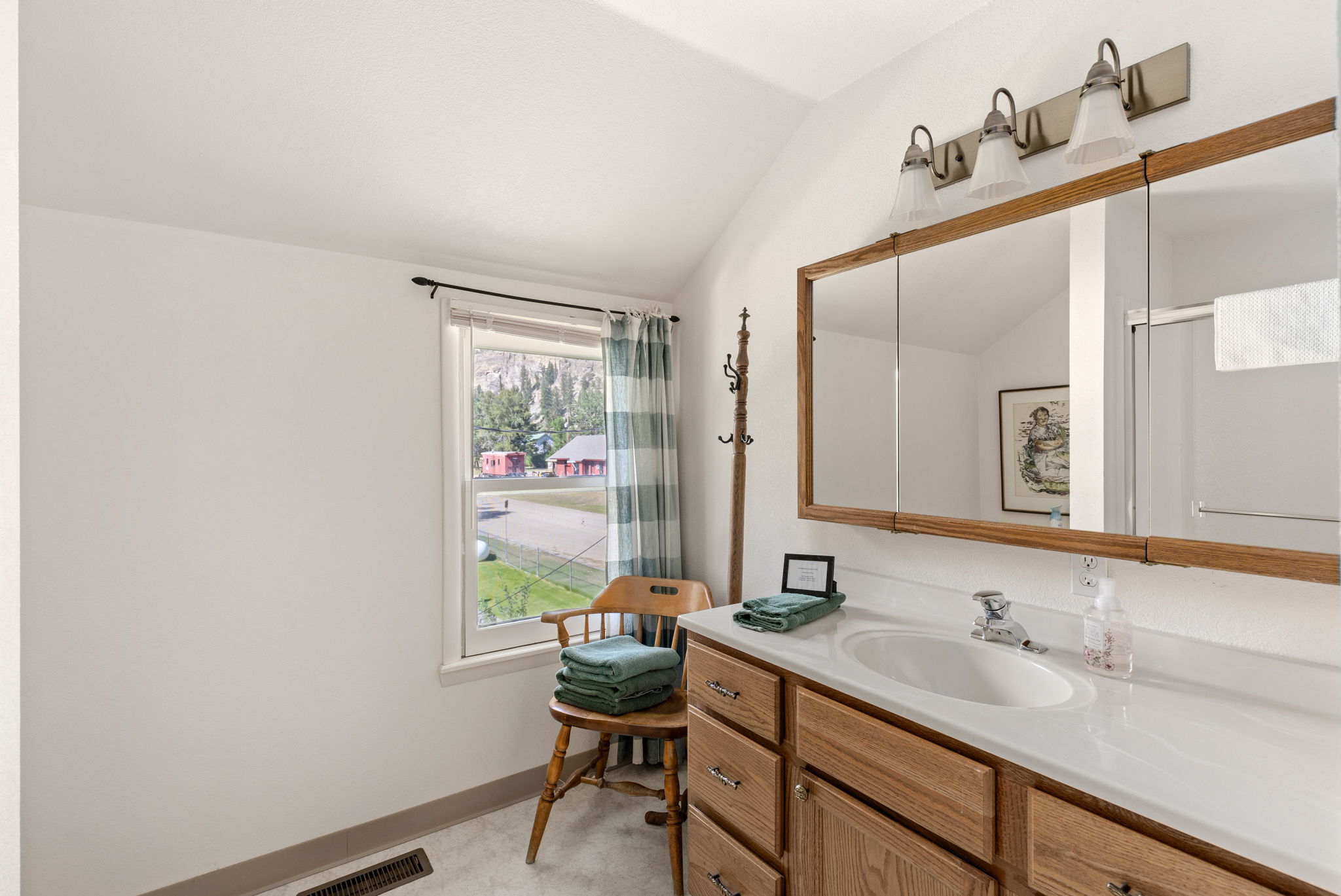 30 Cascade Avenue Property Photo 22
