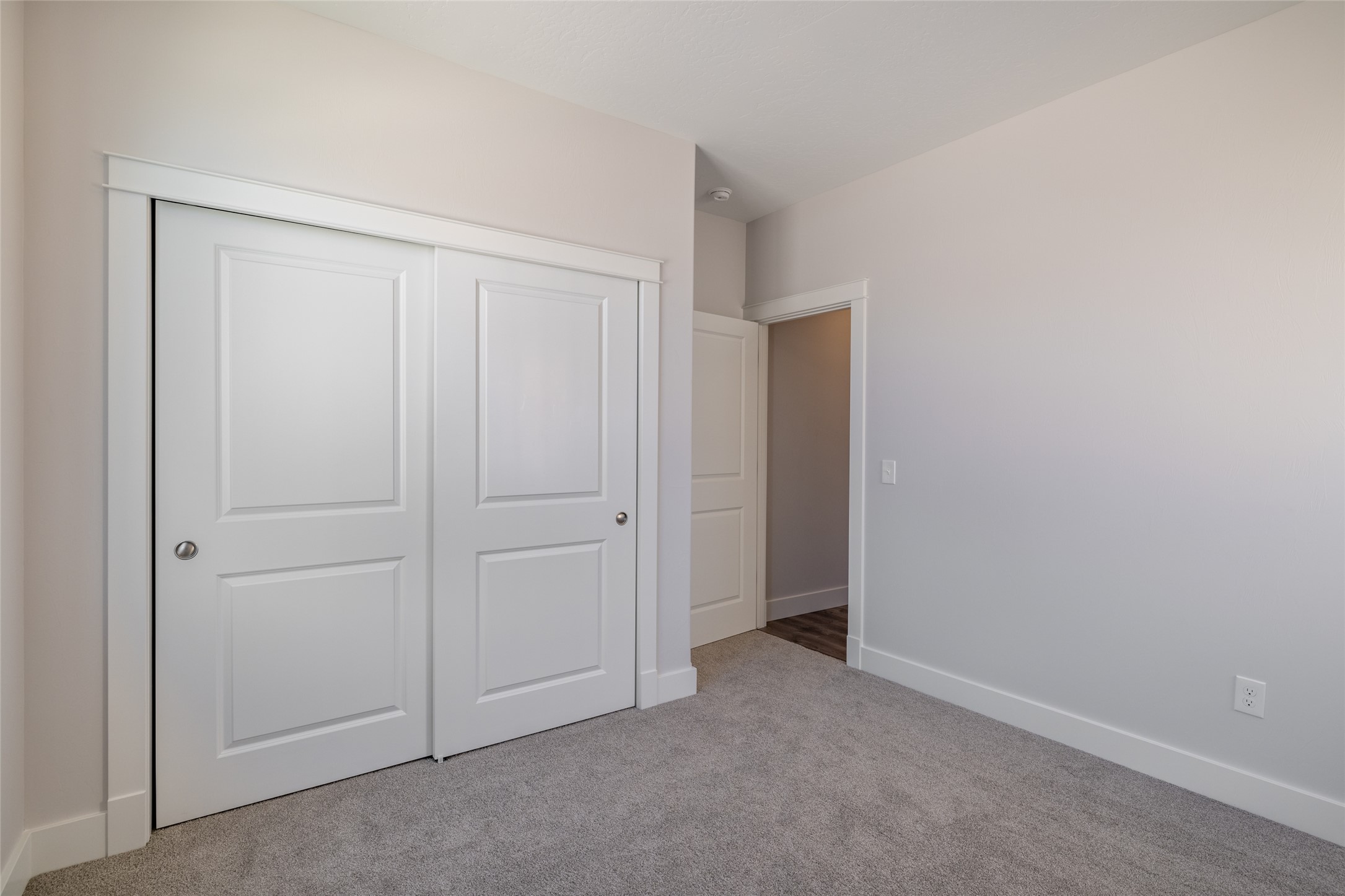 2755 Lone Chief Loop Property Photo 19