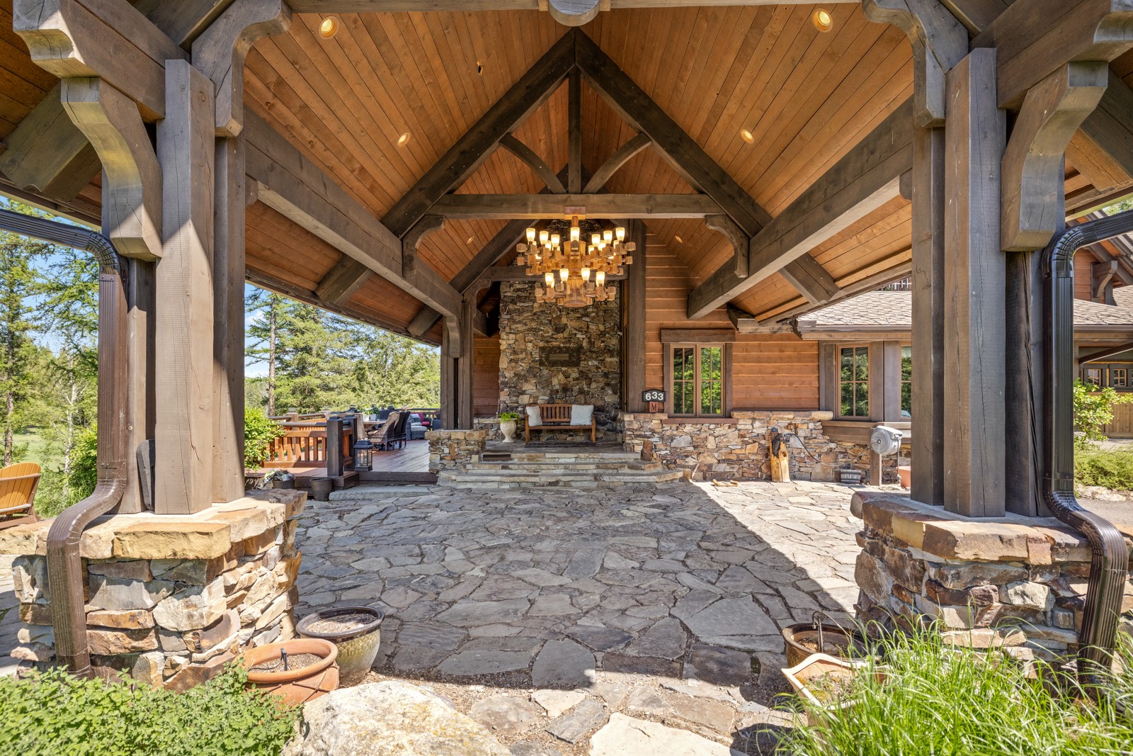 633 Beaver Creek Ranch Road Property Photo 8