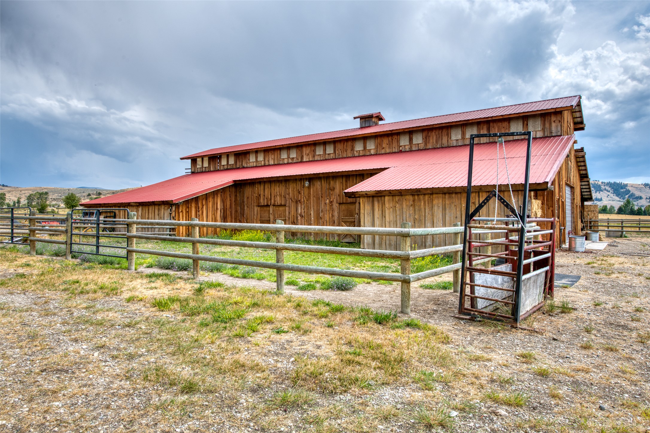 1288 Golf Course Road Property Photo 6