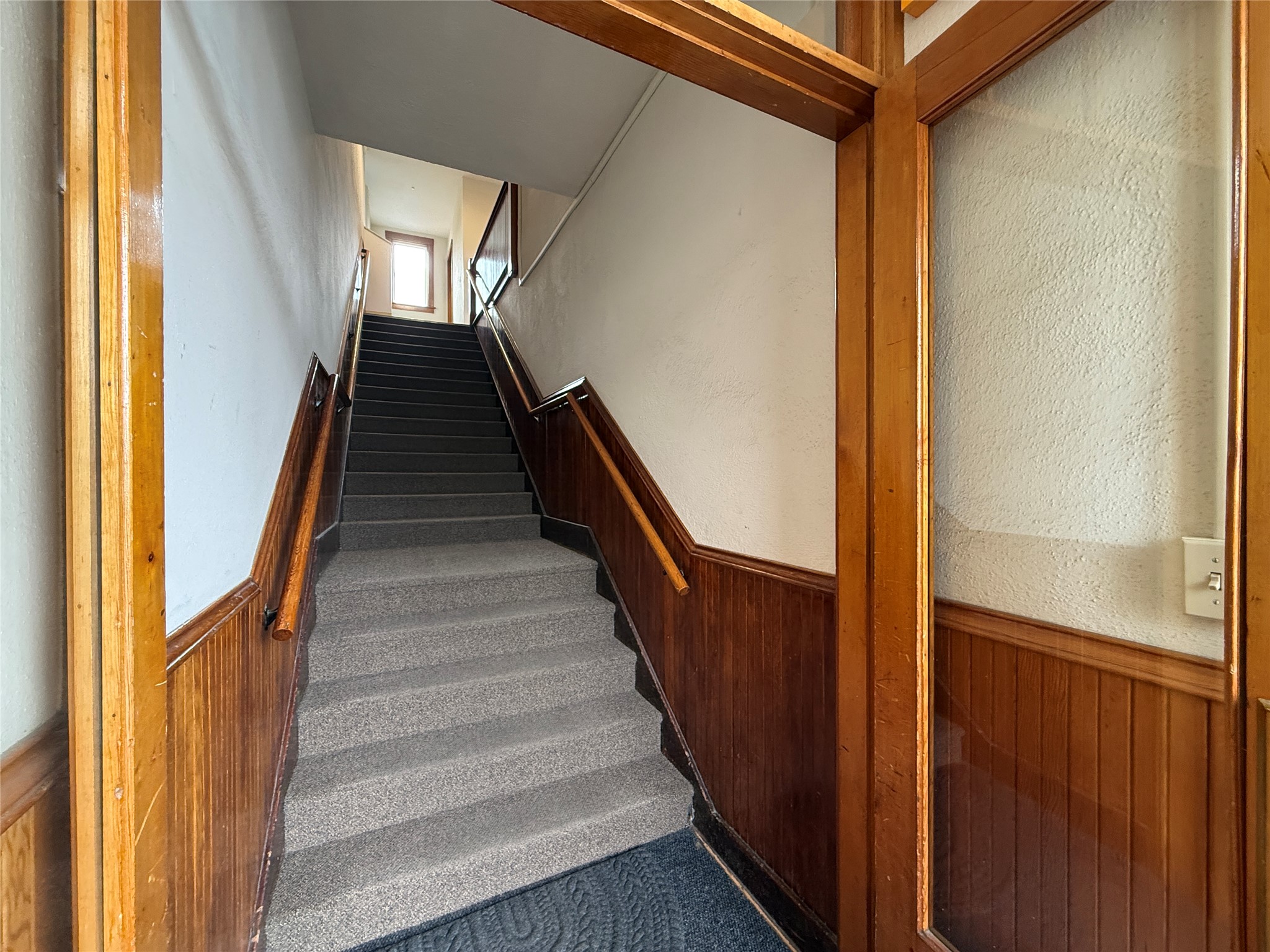 9 Placer Avenue Property Photo 3