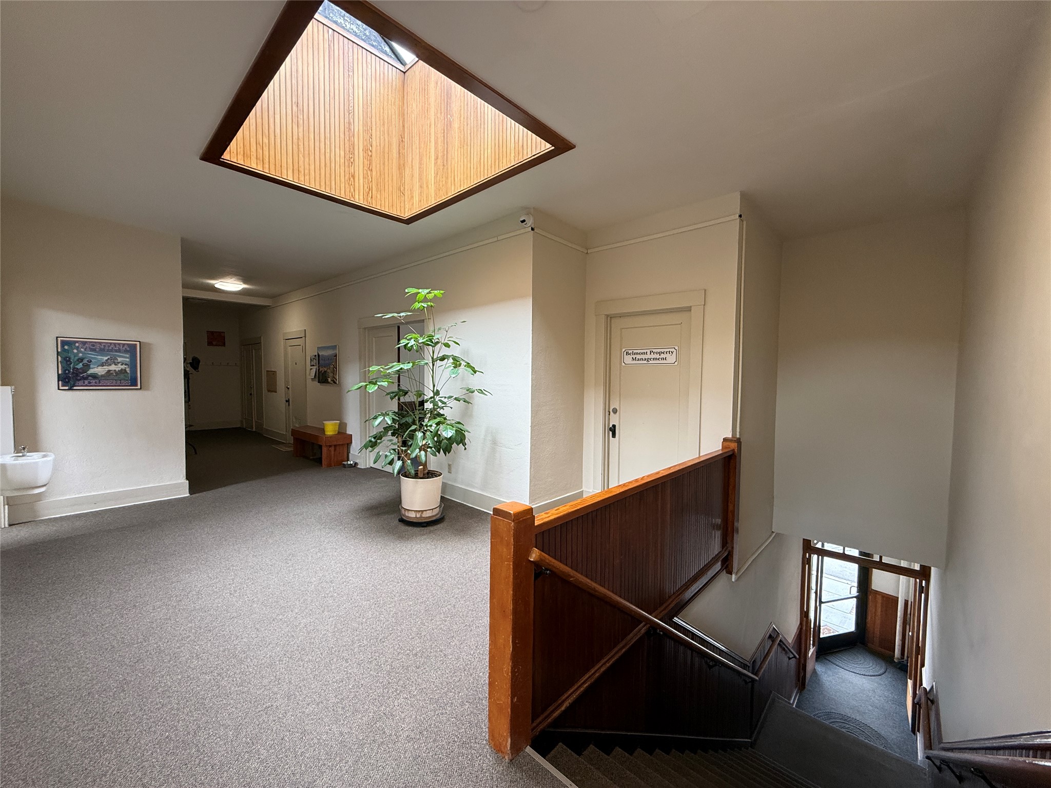 9 Placer Avenue Property Photo 4