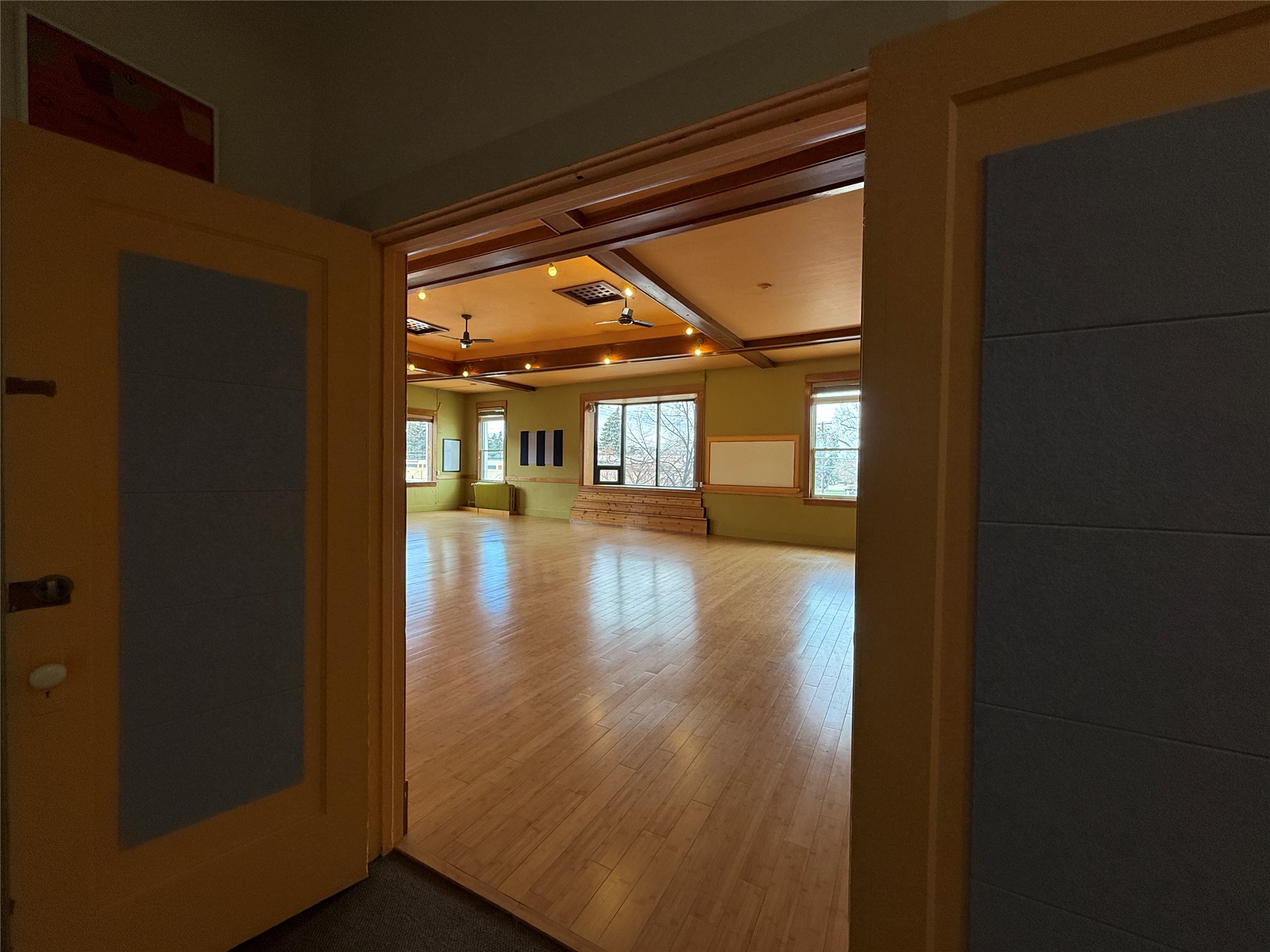 9 Placer Avenue Property Photo 5