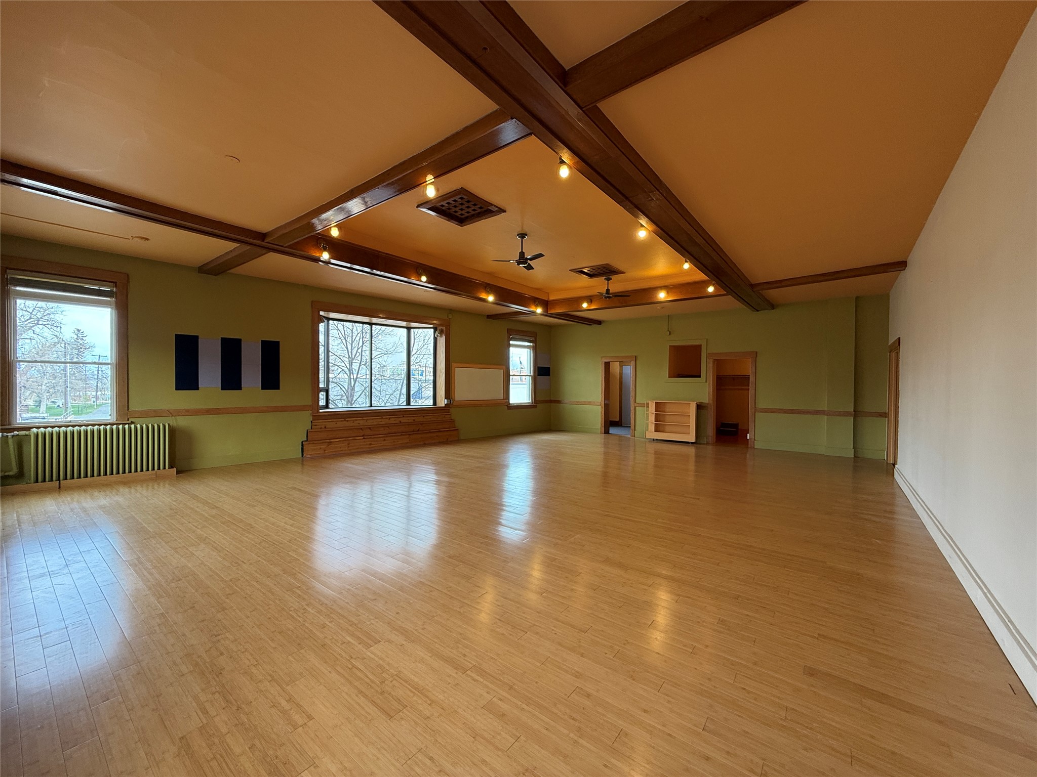 9 Placer Avenue Property Photo 7