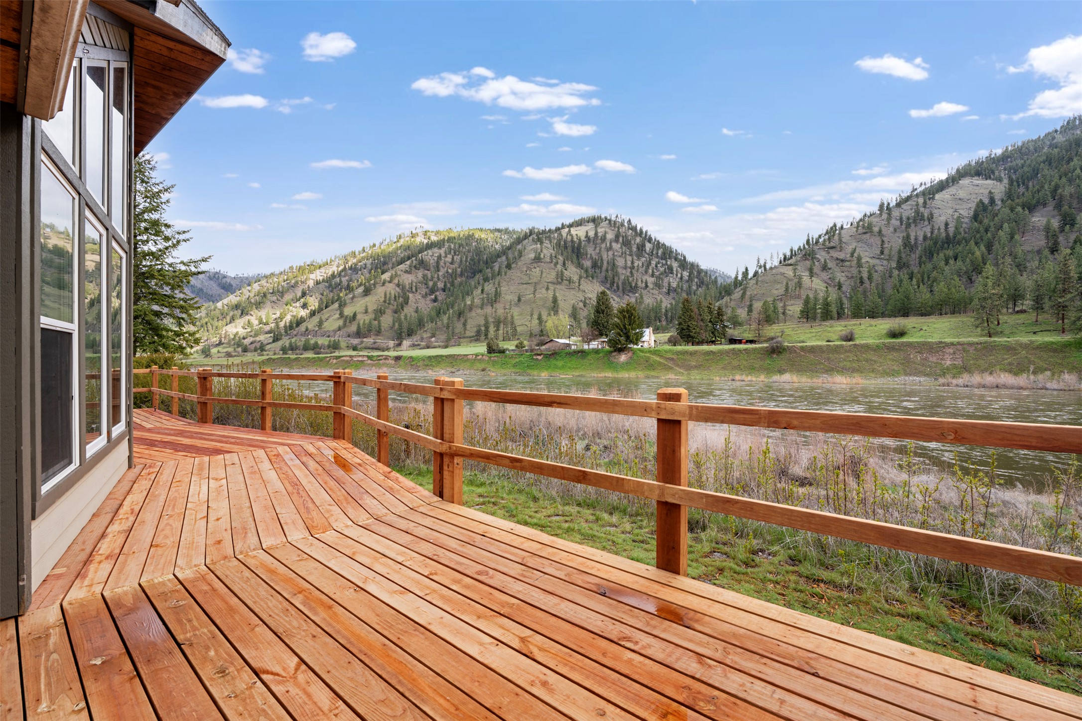 282 Clark Fork Drive Property Photo 5