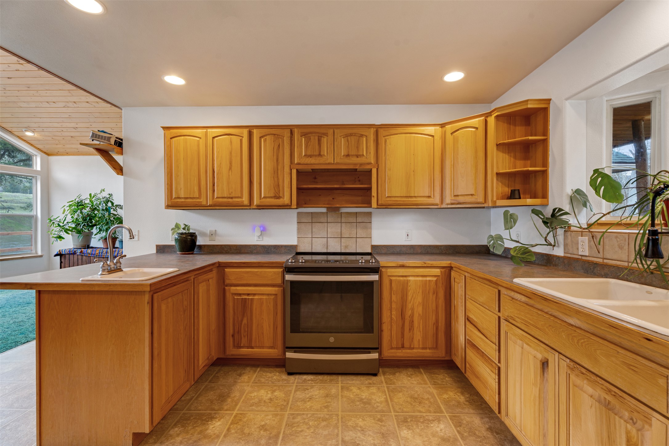 282 Clark Fork Drive Property Photo 16