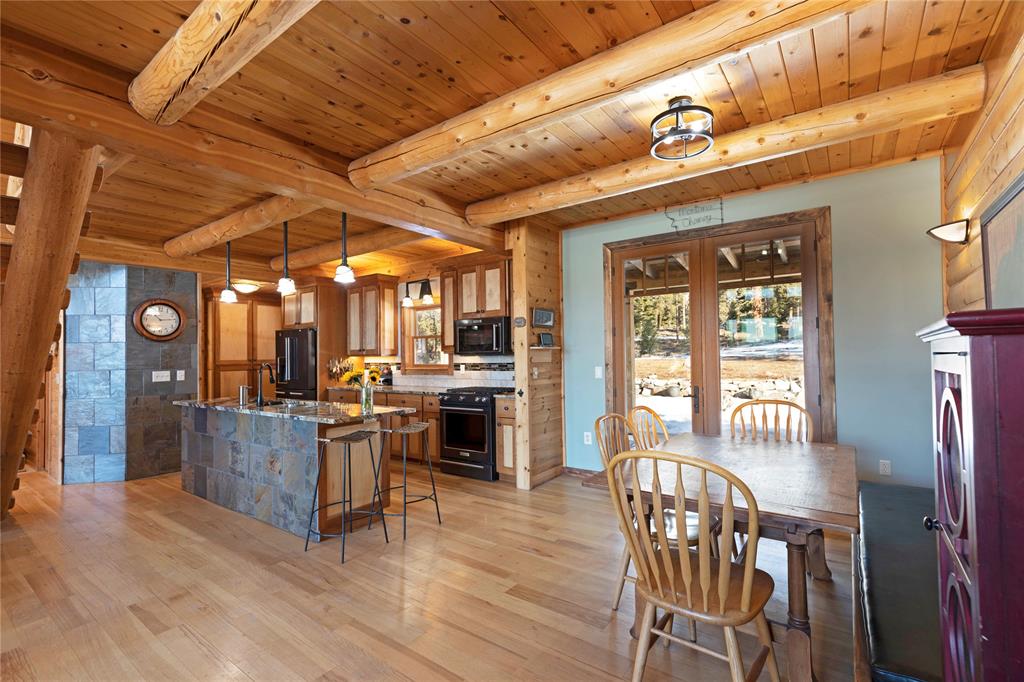 2532 Valley View Road Property Photo 9