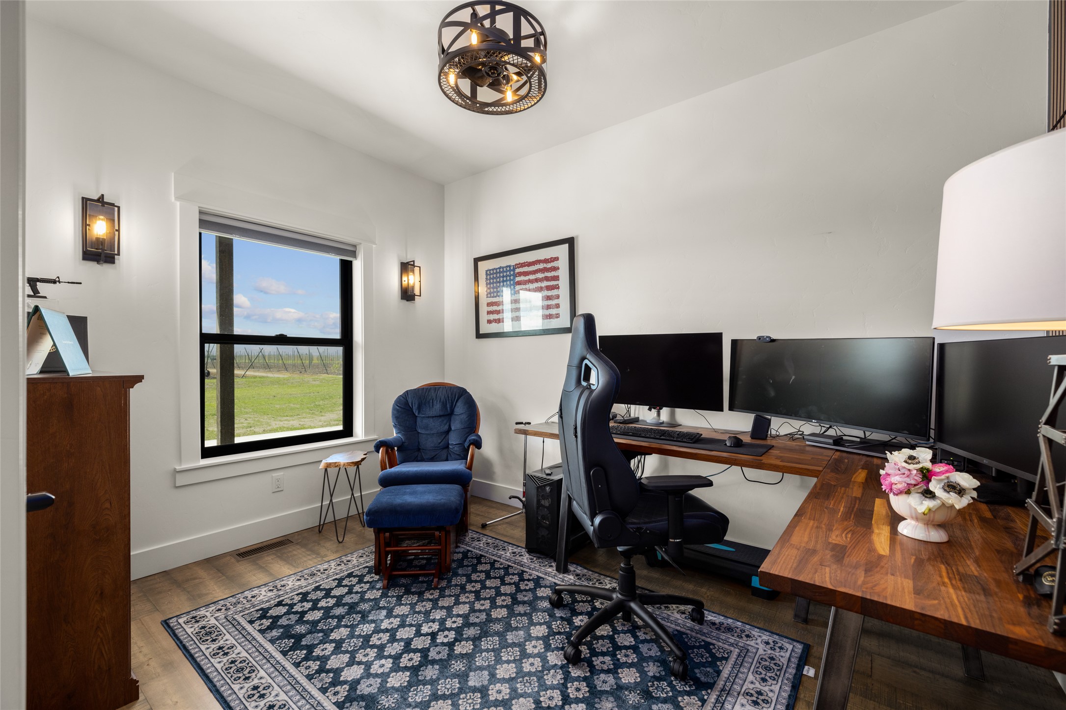 415 Charlotte Peak Drive Property Photo 25