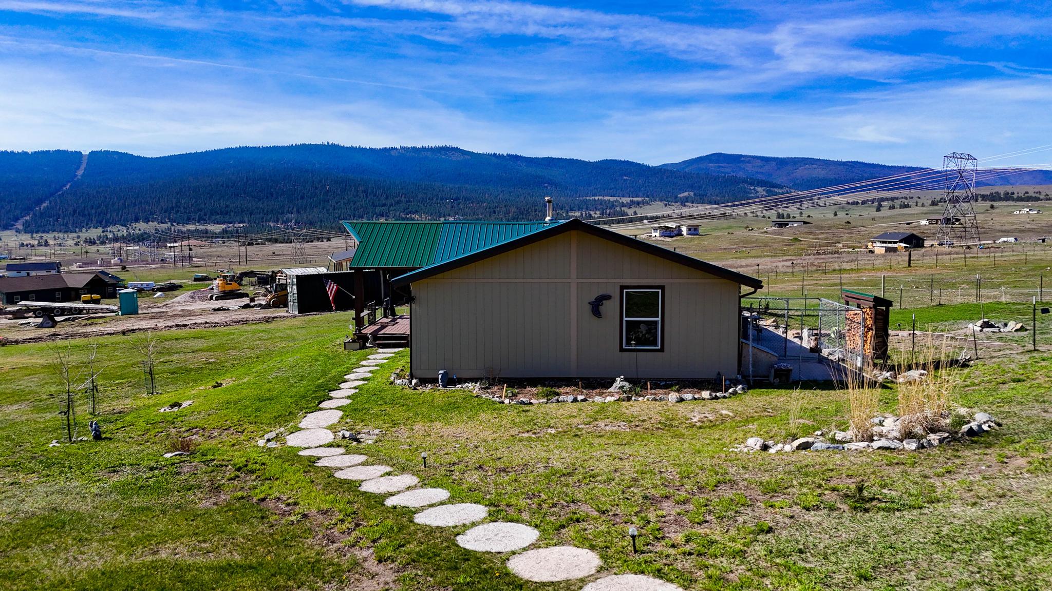 25655 Left Hand Drive Property Photo 5