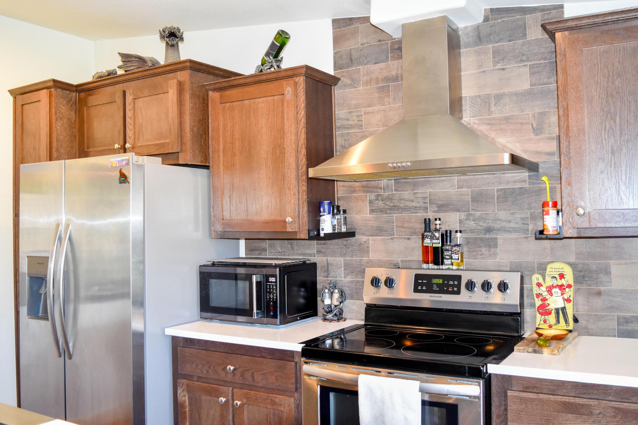25655 Left Hand Drive Property Photo 12