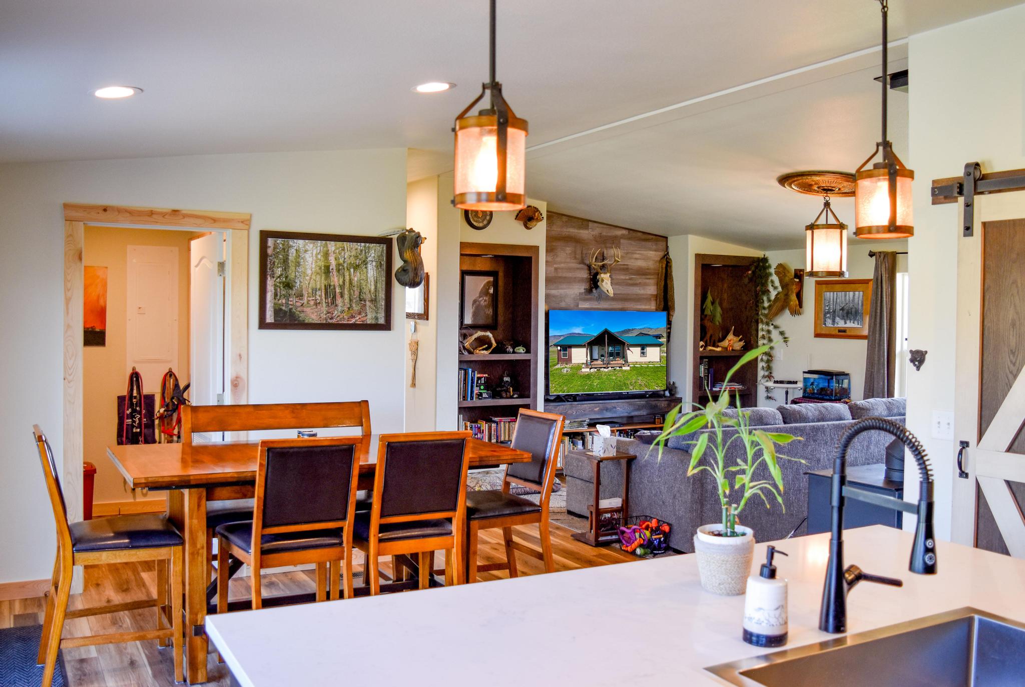 25655 Left Hand Drive Property Photo 13