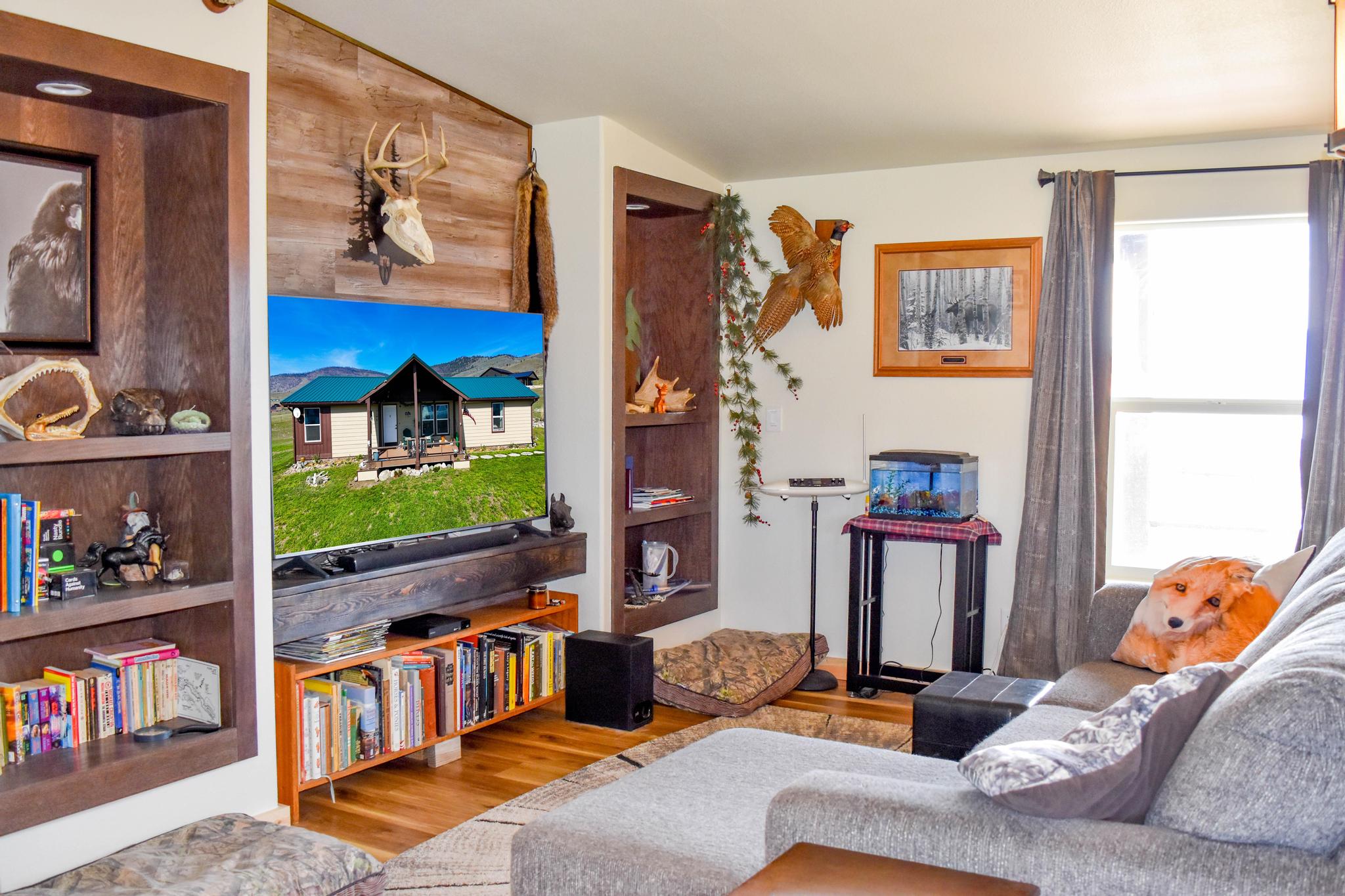 25655 Left Hand Drive Property Photo 15
