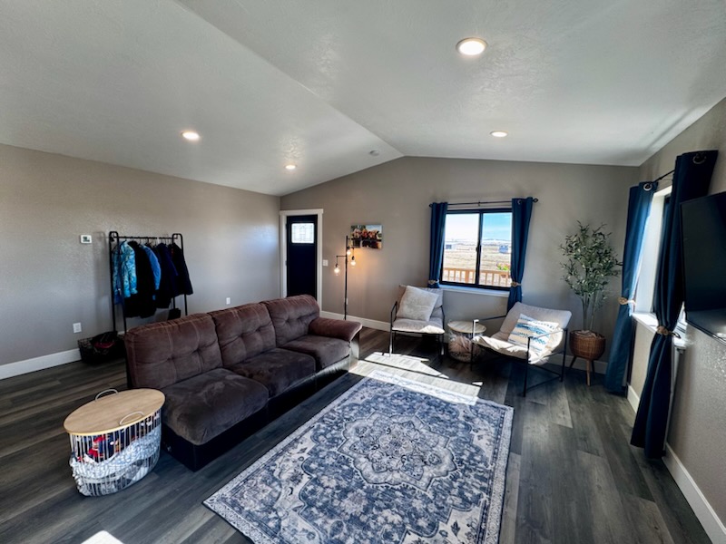 201 W Ulm Road Property Photo 4
