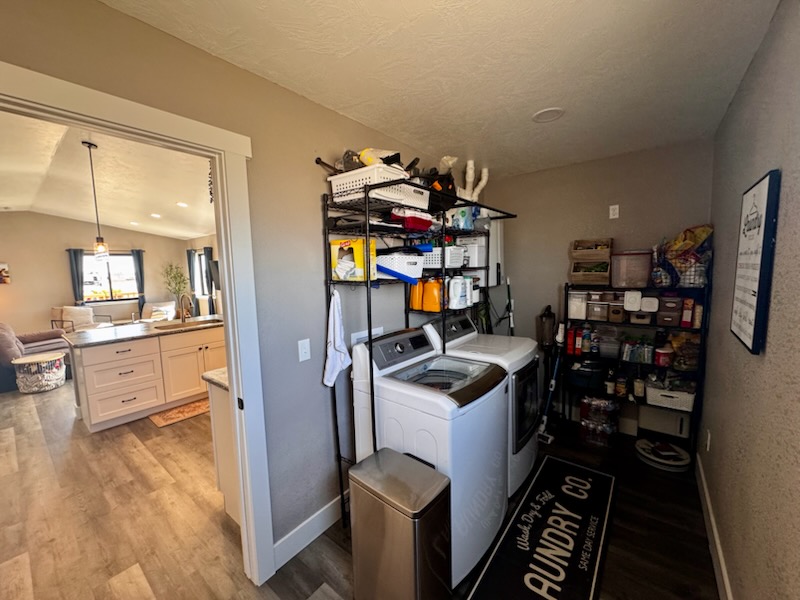 201 W Ulm Road Property Photo 9