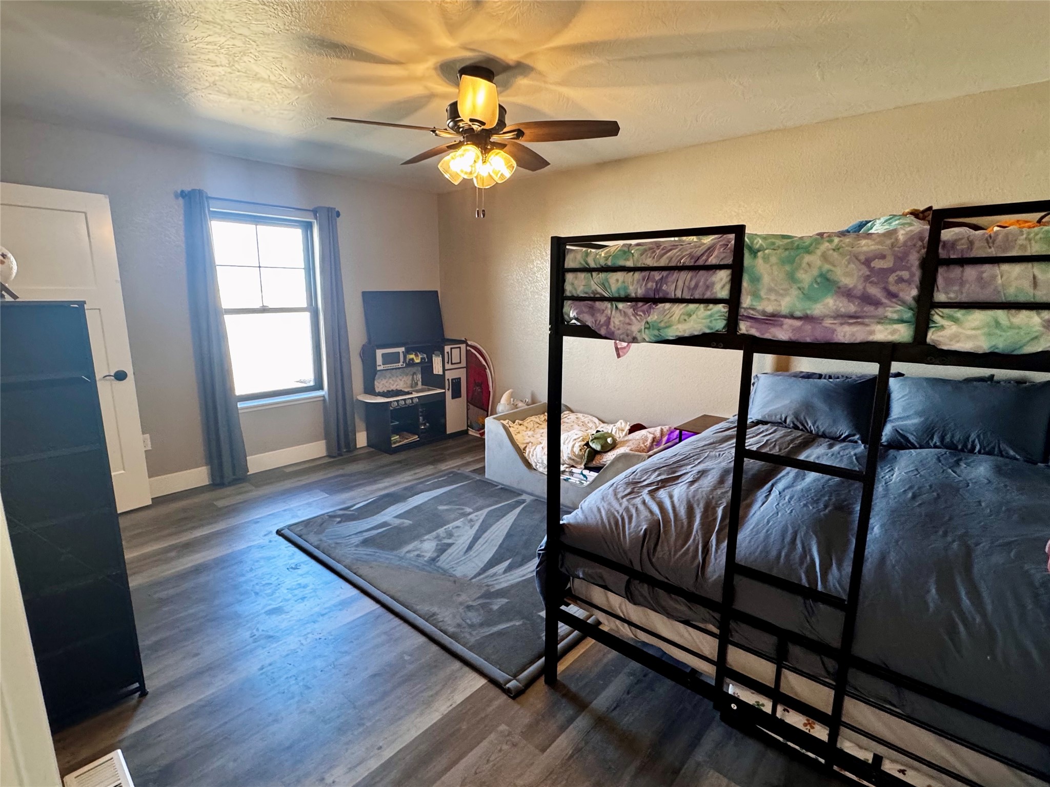 201 W Ulm Road Property Photo 12