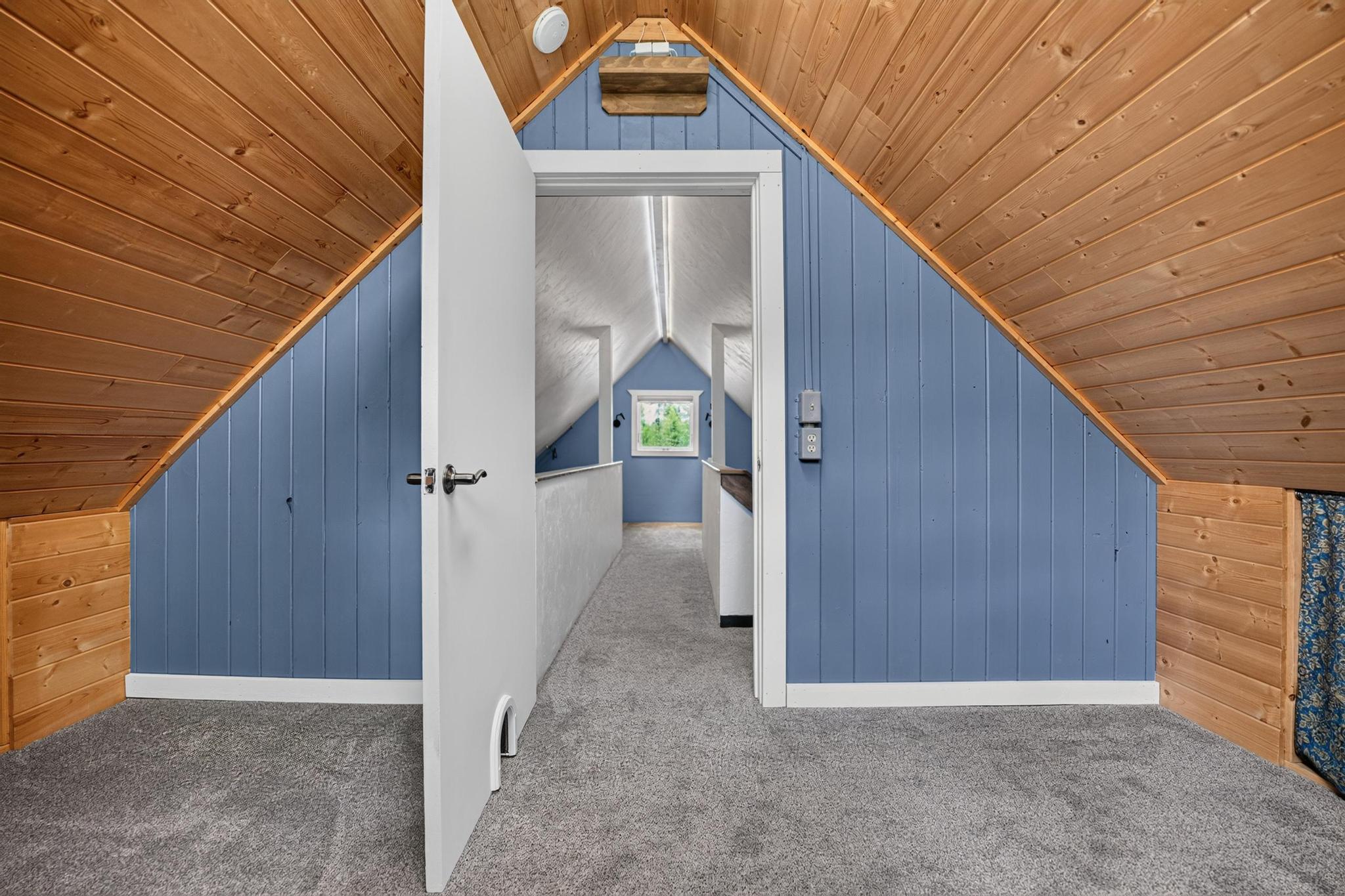 9618 Us Highway 2 W Property Photo 19