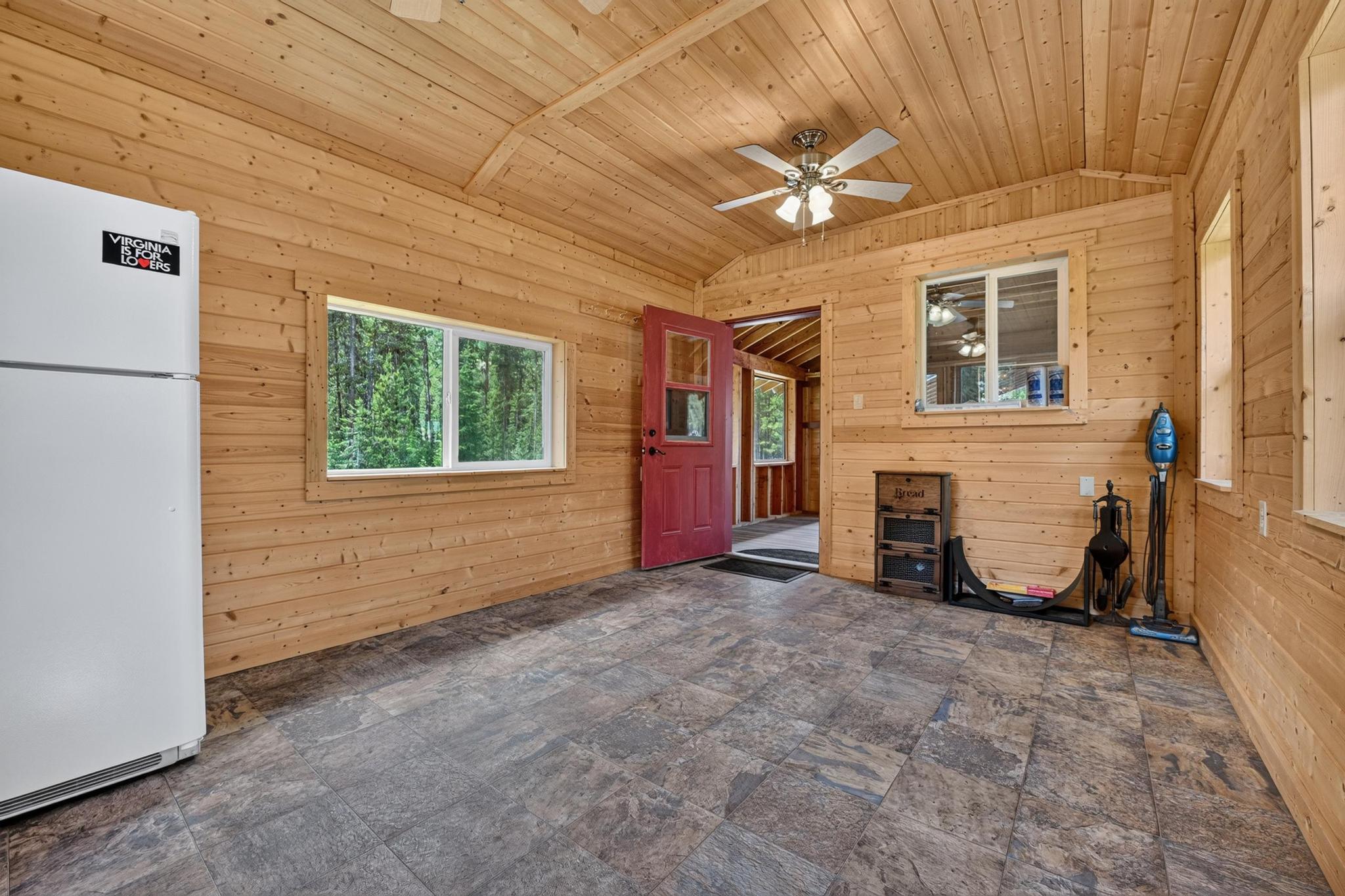 9618 Us Highway 2 W Property Photo 26
