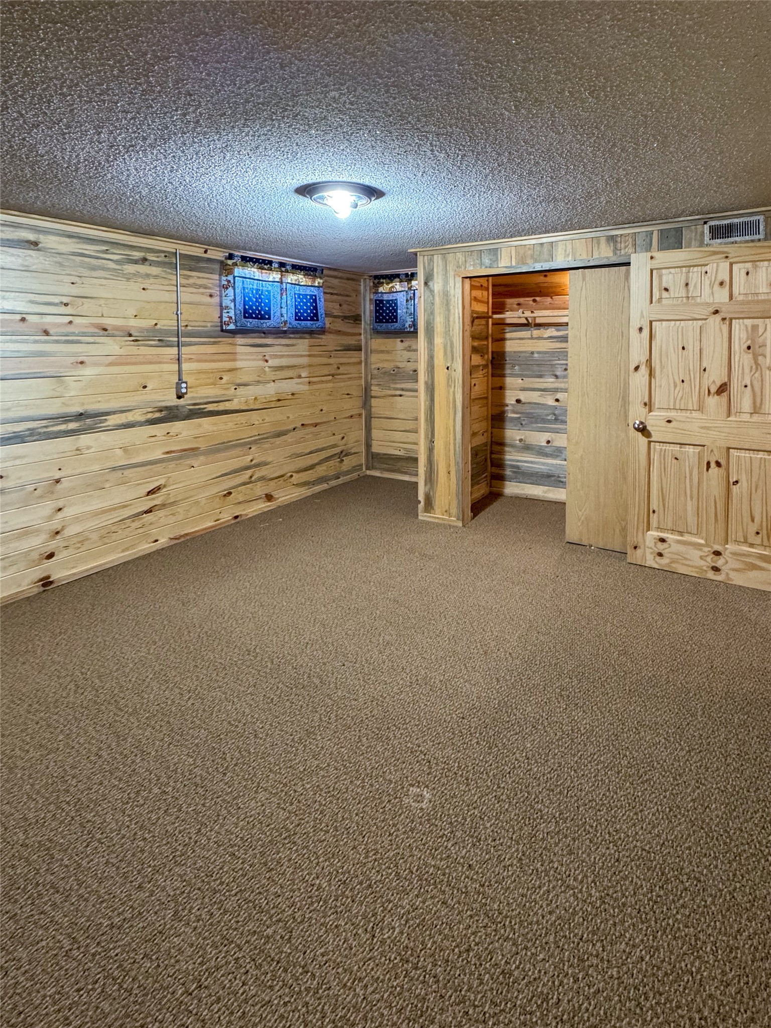 2 Robinson Street Property Photo 15