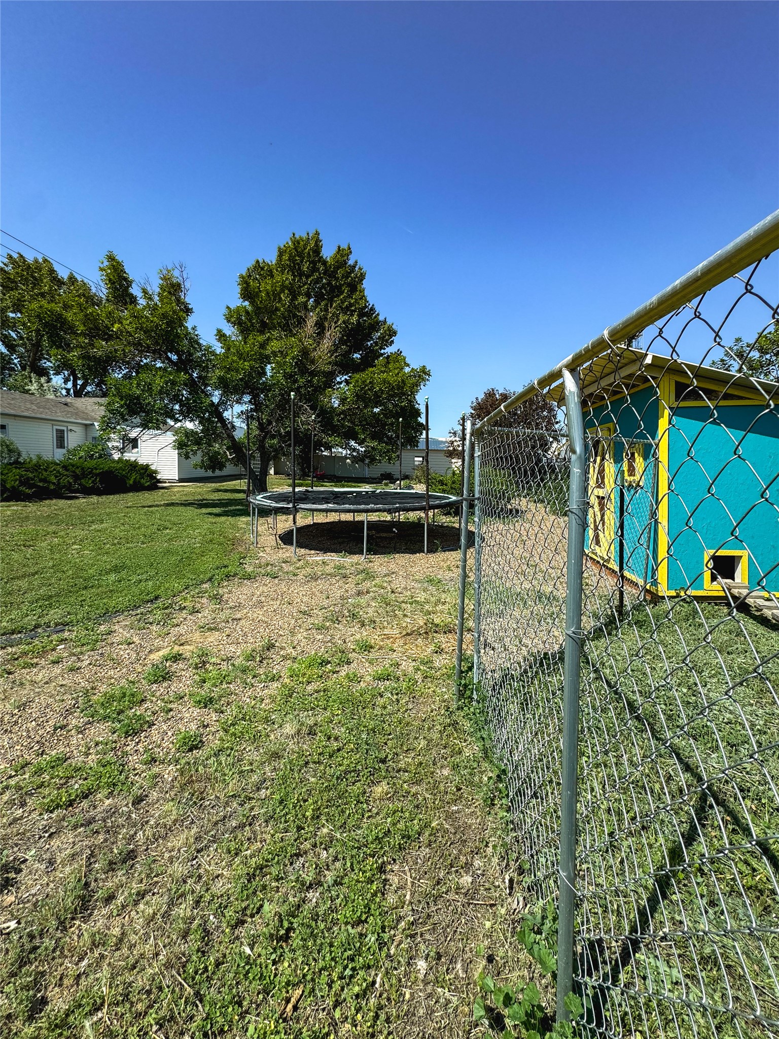 2 Robinson Street Property Photo 21