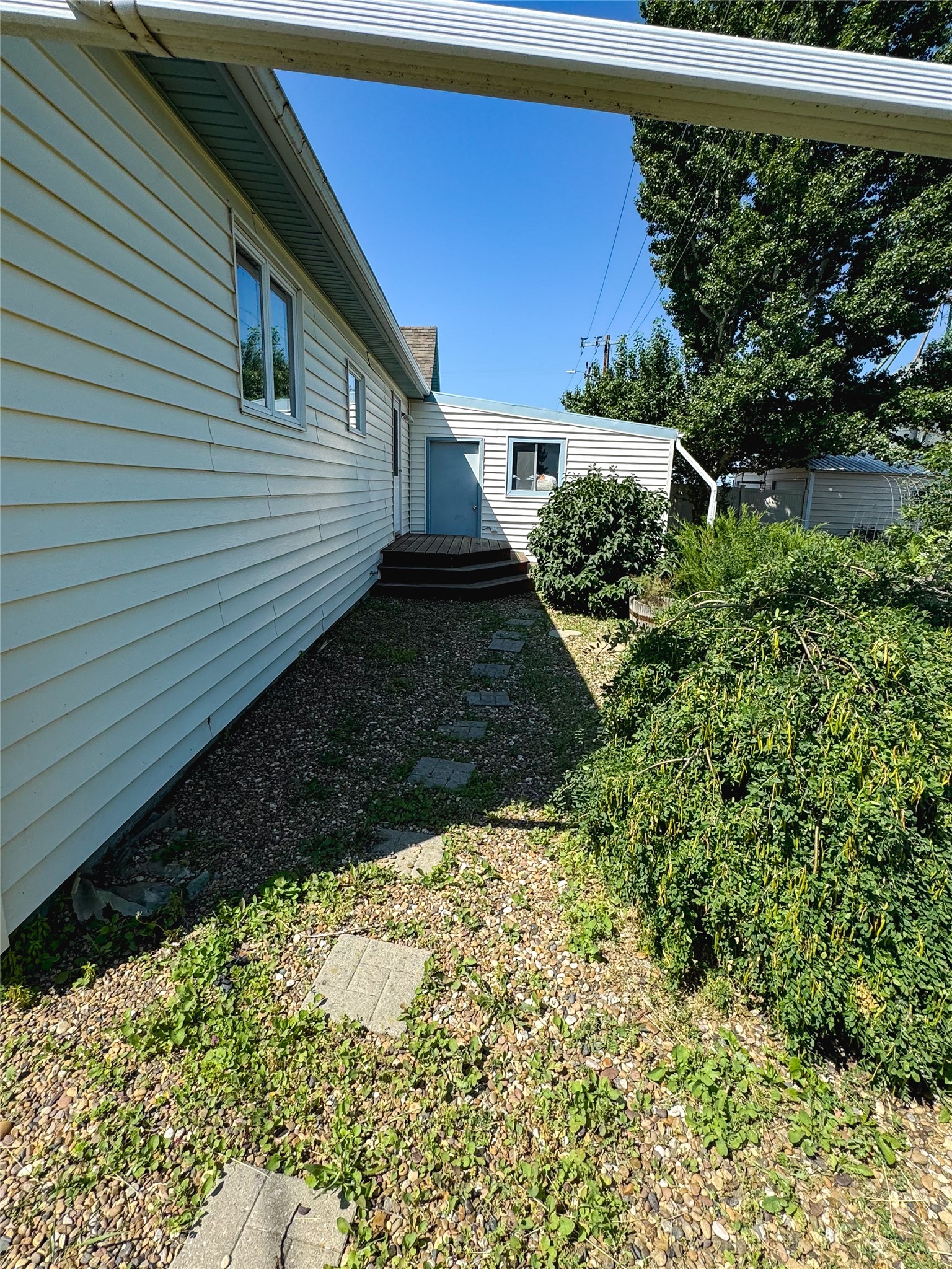 2 Robinson Street Property Photo 31