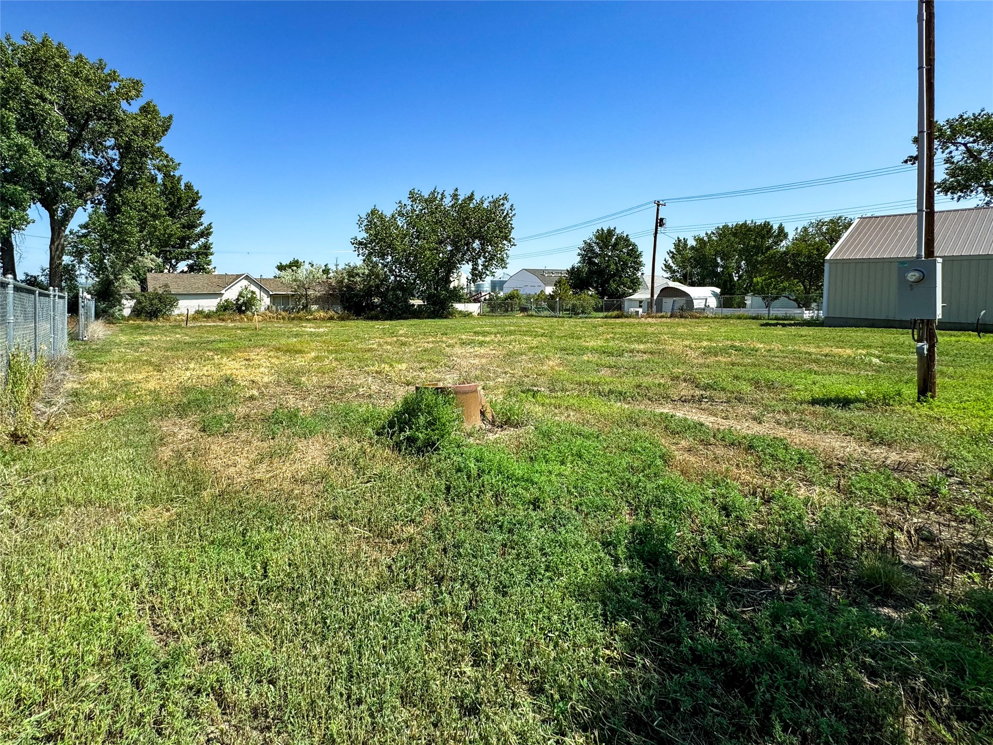 2 Robinson Street Property Photo 31