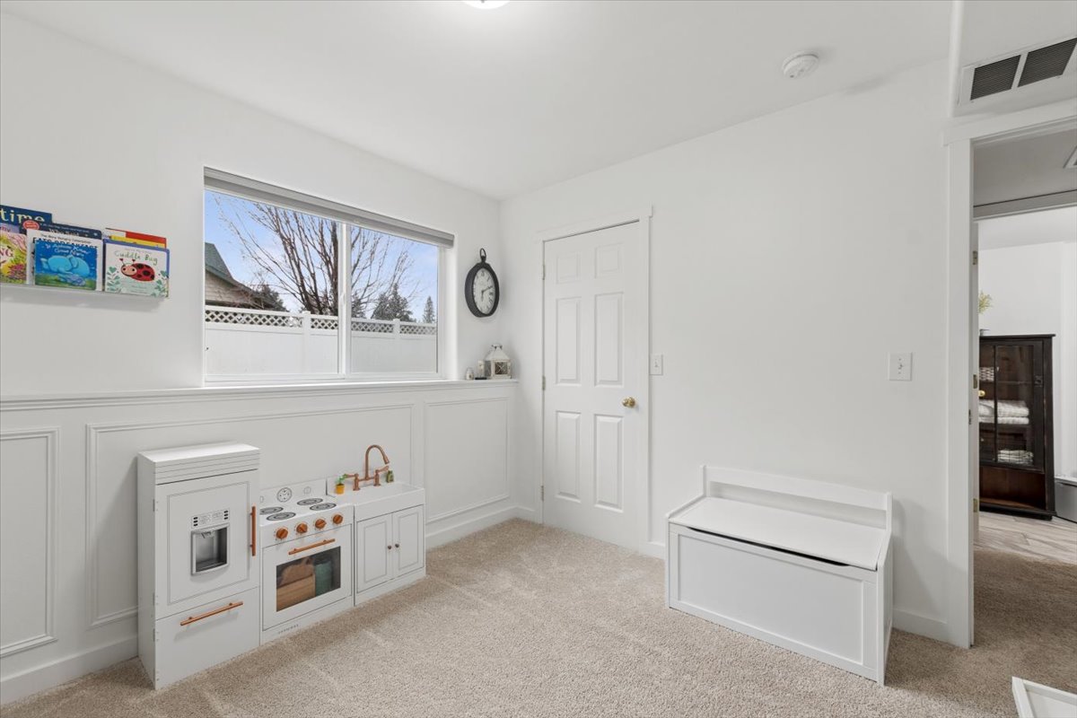 7 Grace Road Property Photo 25