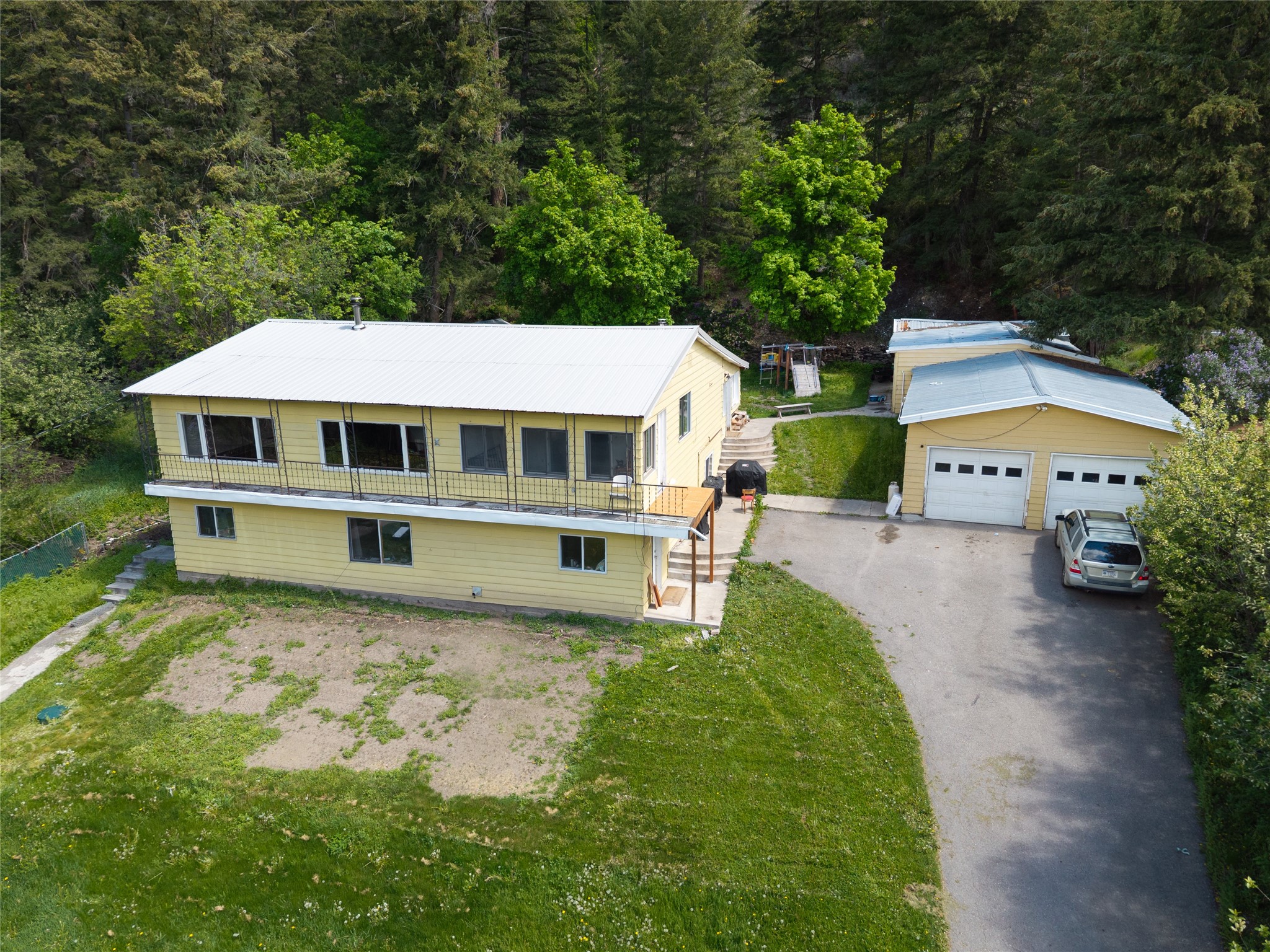 9560 Cross Street Property Photo 1