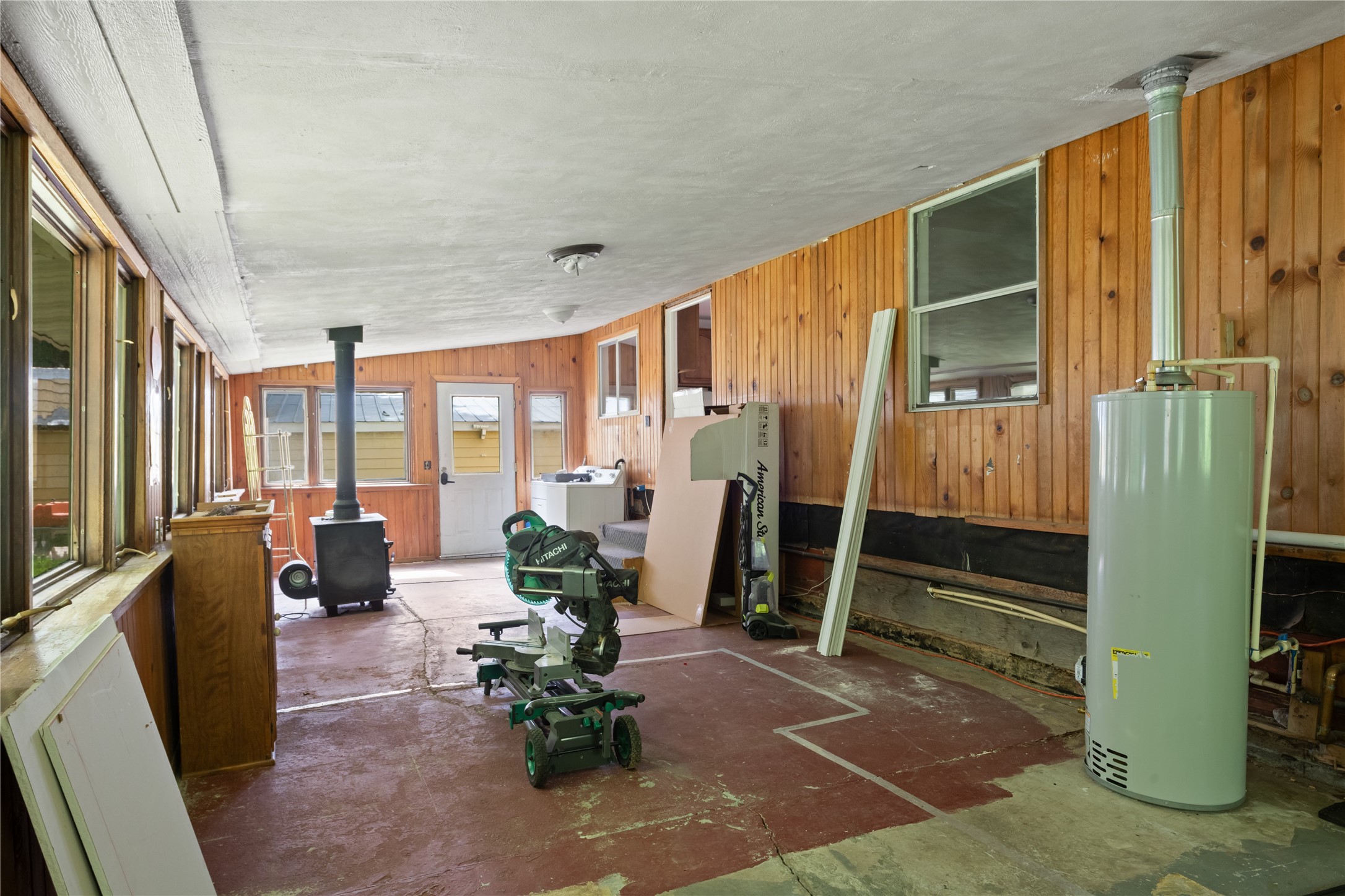 9560 Cross Street Property Photo 7