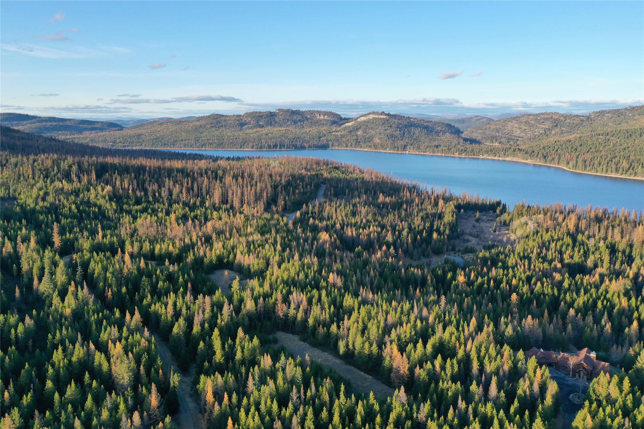 1175 S Mcgregor Lake Road Property Photo 6